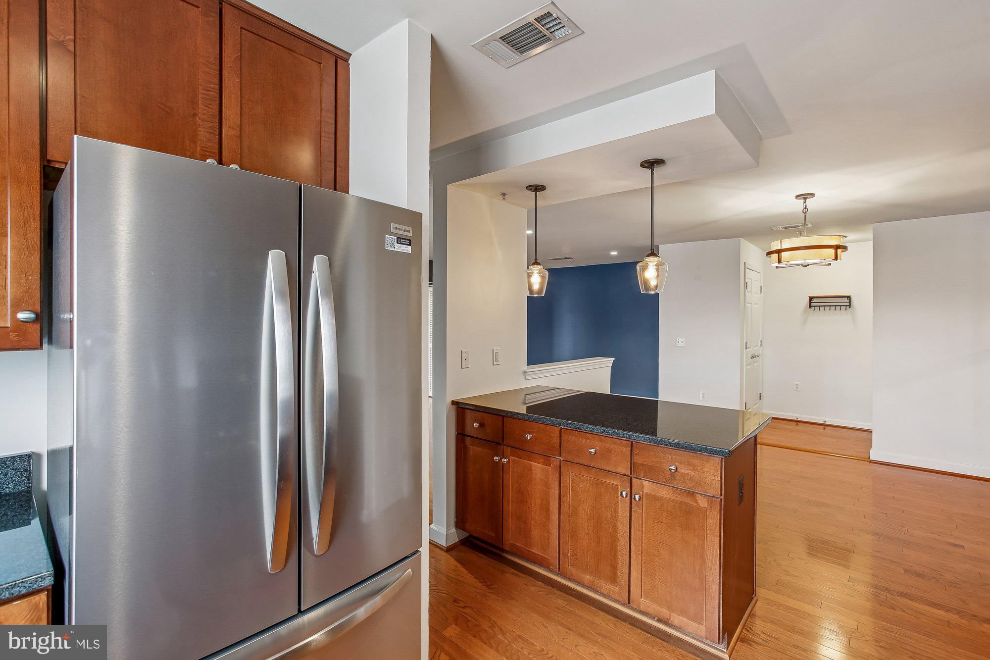 WEST VILLAGE OF SHIRLINGTON - Residential Lease