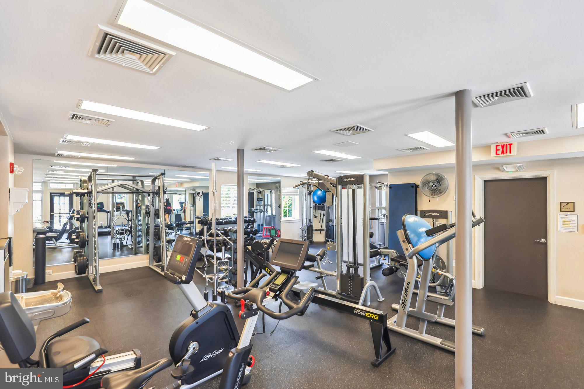 WEST VILLAGE OF SHIRLINGTON - Residential Lease