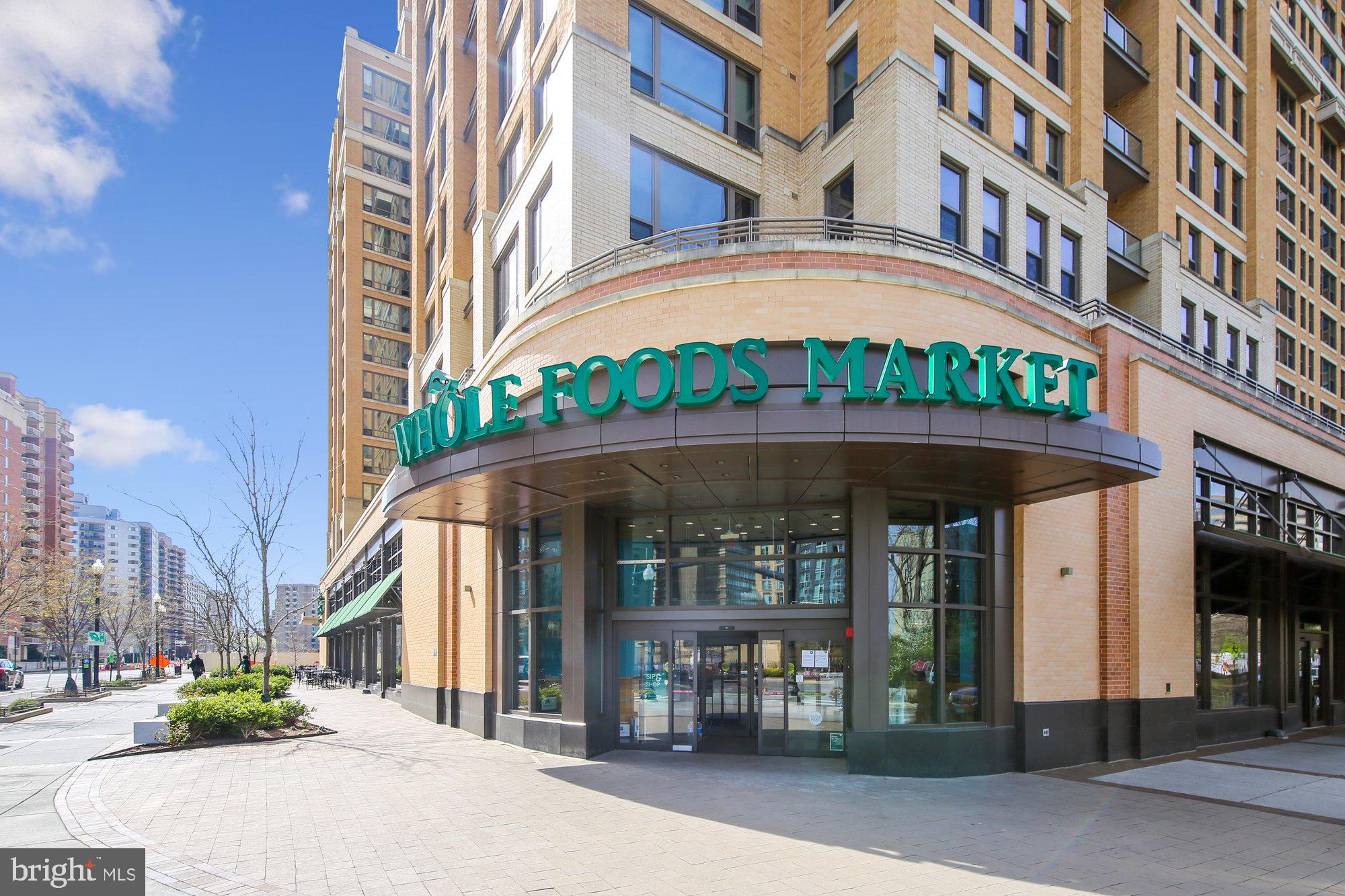 WEST VILLAGE OF SHIRLINGTON - Residential Lease