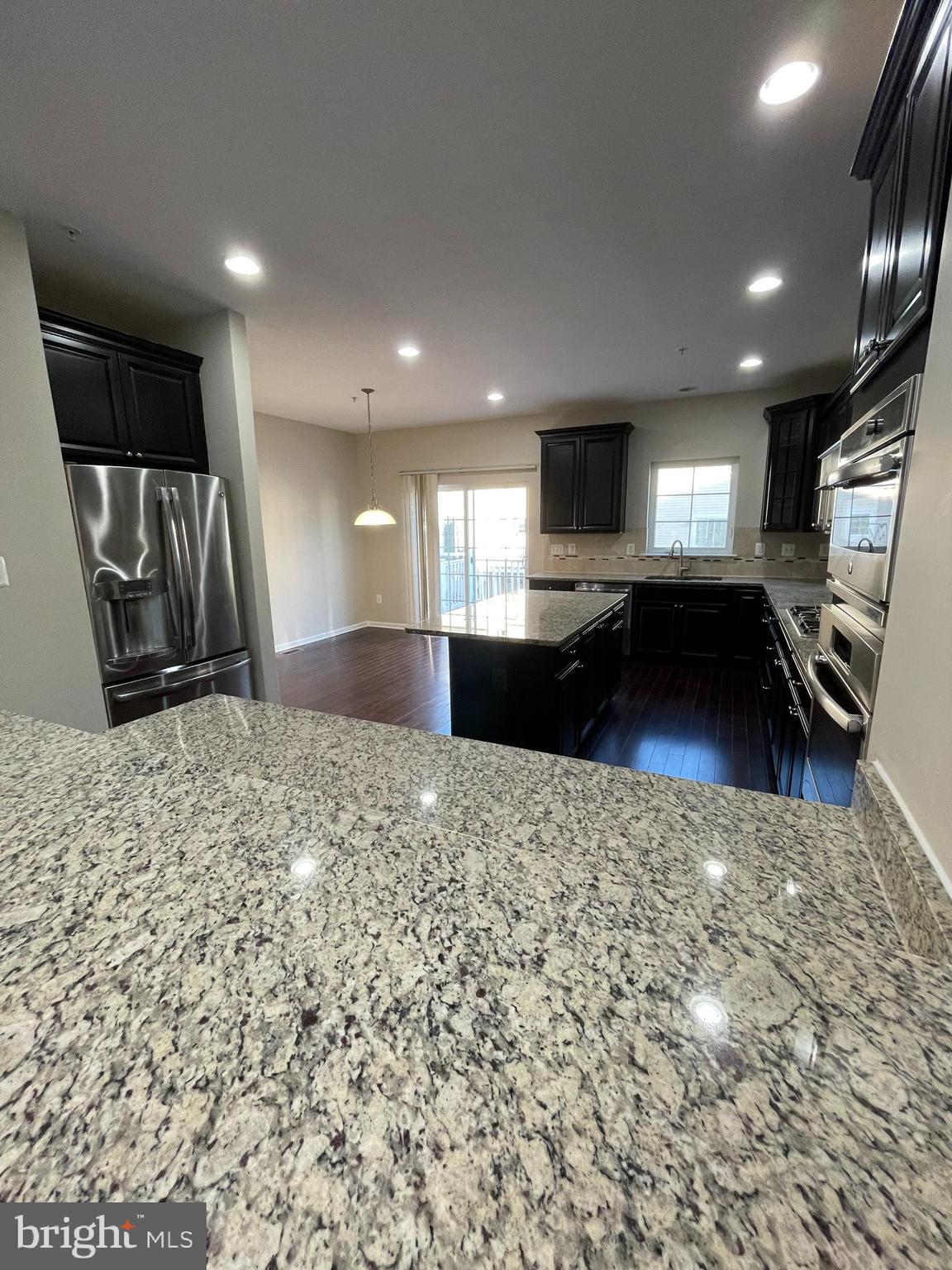 OXFORD SQUARE - Residential Lease