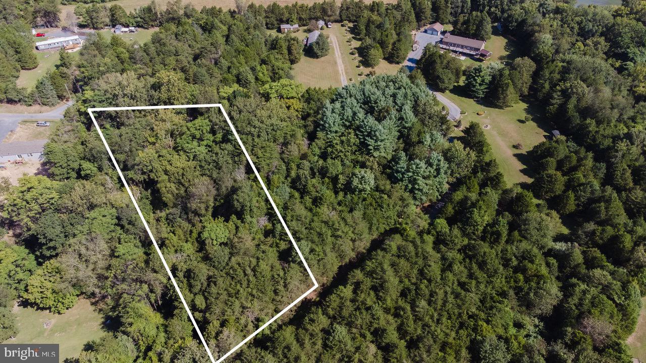 RIVERVIEW ESTATES - Land