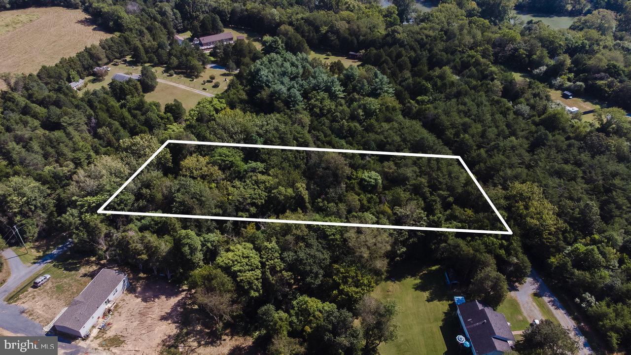 RIVERVIEW ESTATES - Land