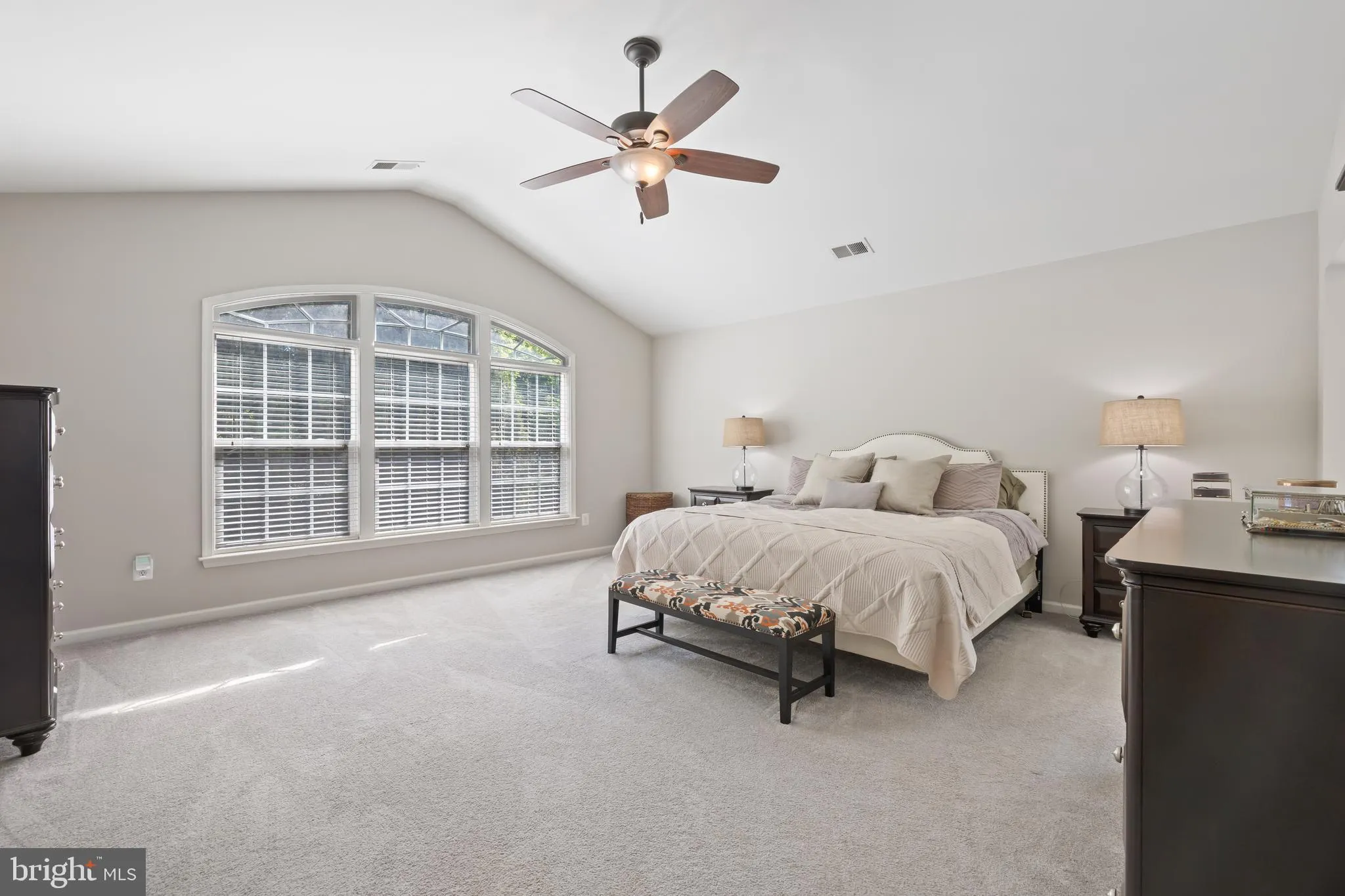 Gainesville, Virginia 20155, United States, 4 Bedrooms Bedrooms, ,4 BathroomsBathrooms,Residential,Contingent,136167