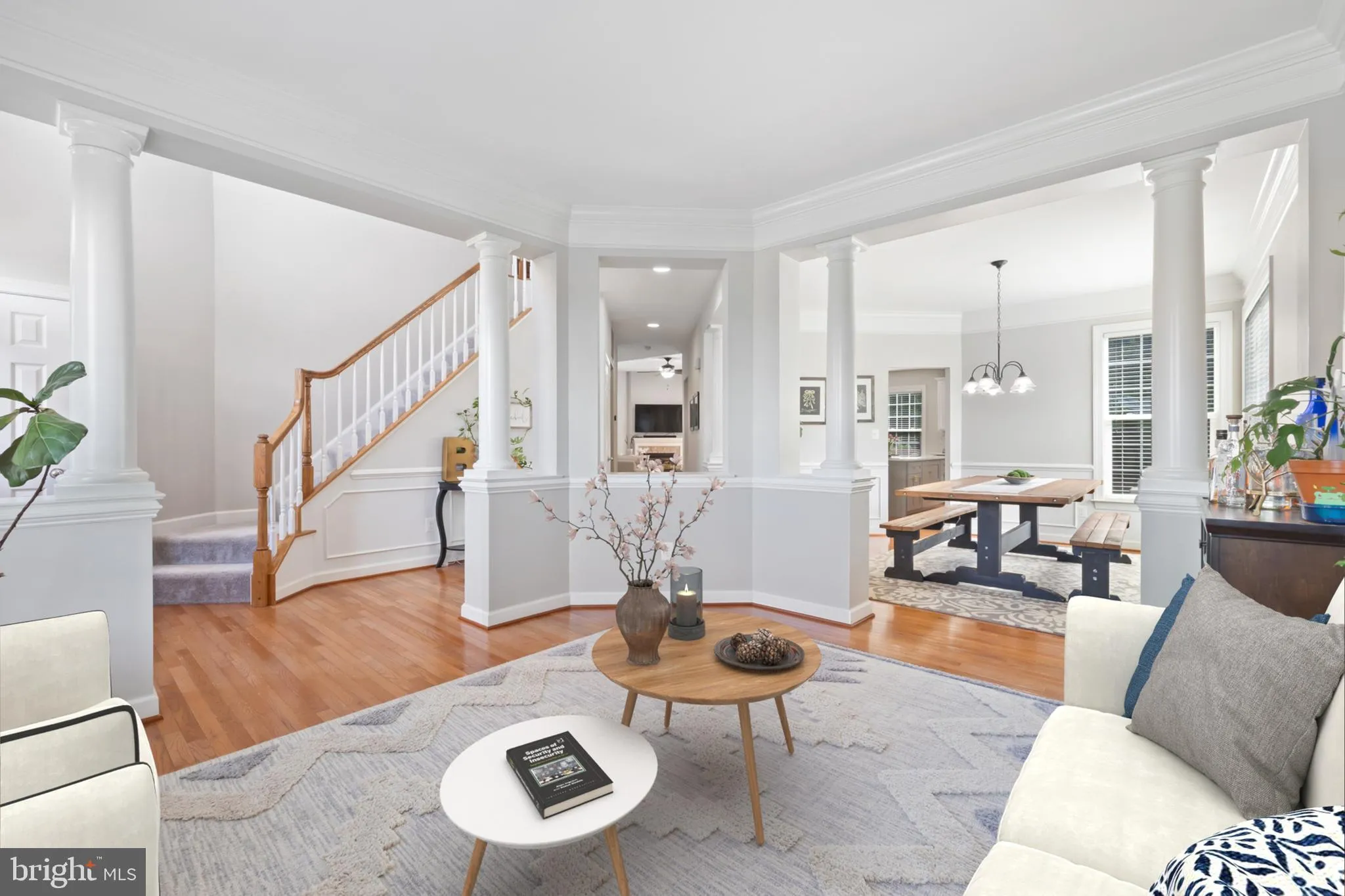 Gainesville, Virginia 20155, United States, 4 Bedrooms Bedrooms, ,4 BathroomsBathrooms,Residential,Contingent,136167