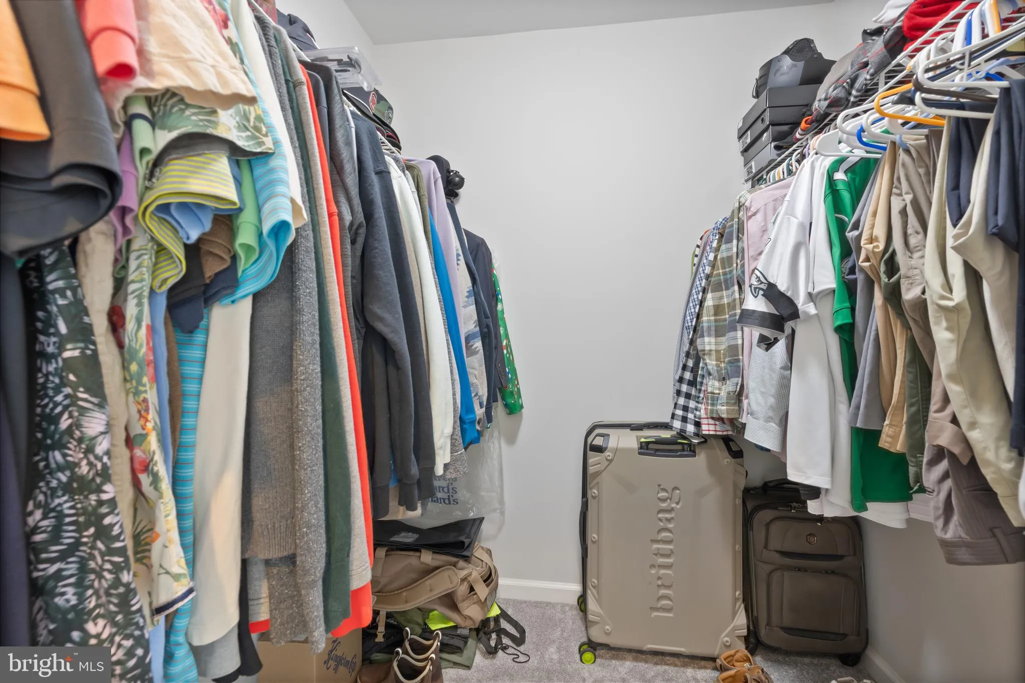 Gainesville, Virginia 20155, United States, 4 Bedrooms Bedrooms, ,4 BathroomsBathrooms,Residential,Contingent,136167