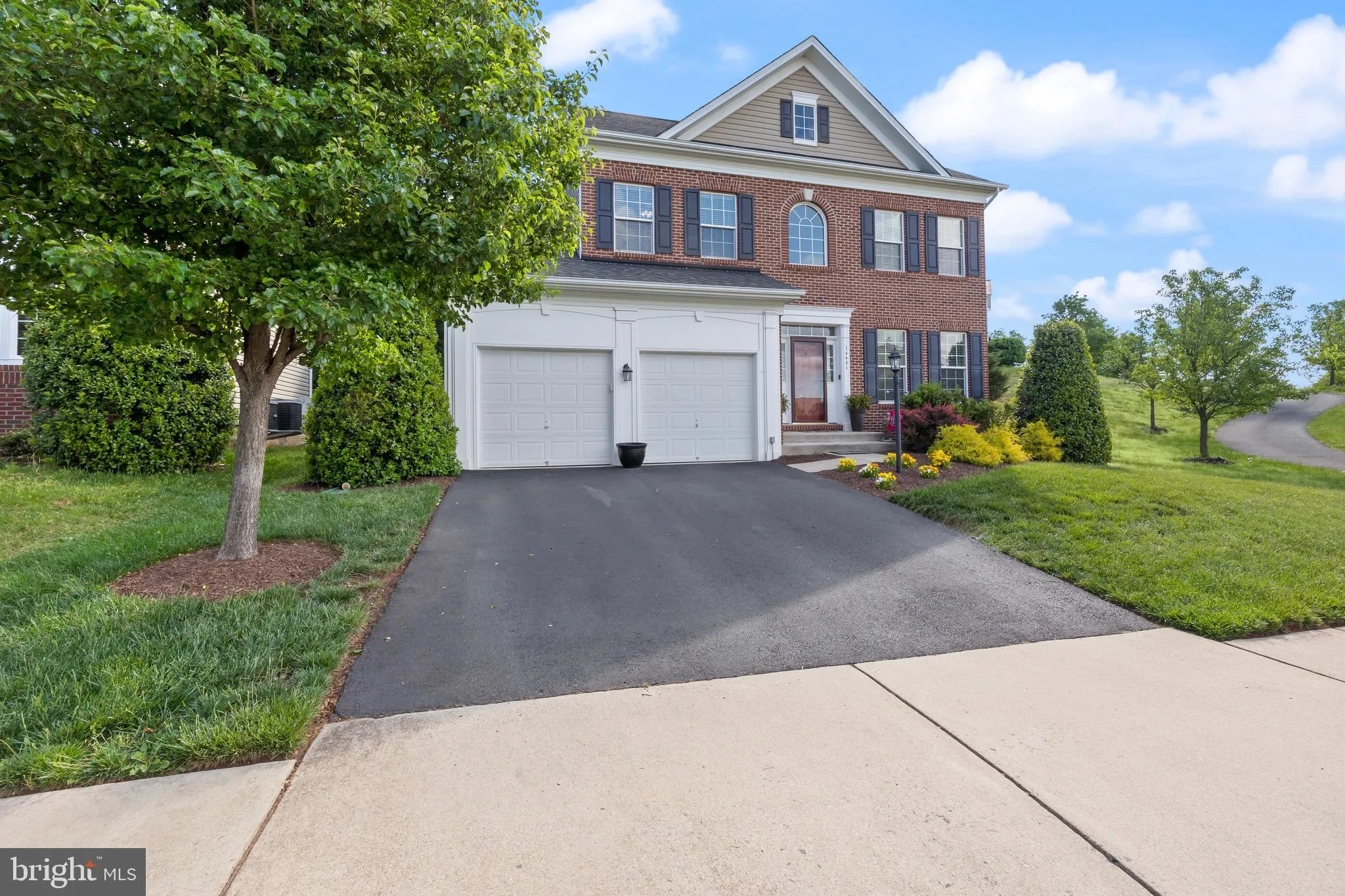 Gainesville, Virginia 20155, United States, 4 Bedrooms Bedrooms, ,4 BathroomsBathrooms,Residential,Contingent,136167