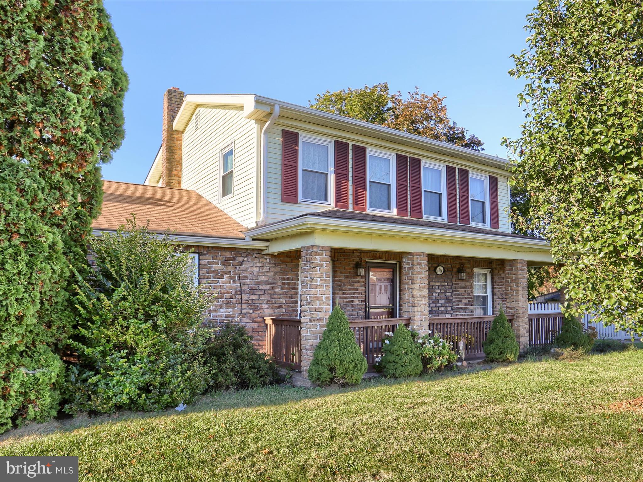 1014 PONDTOWN ROAD
