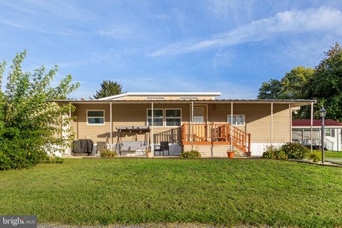 Photo for 809 LAKE CIRCLE