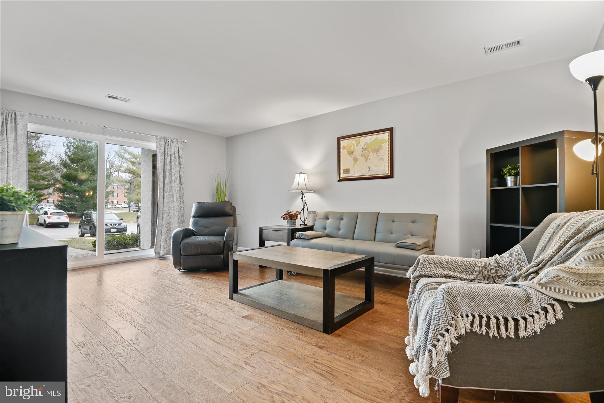 STAPLETON COURT GARDEN - Residential