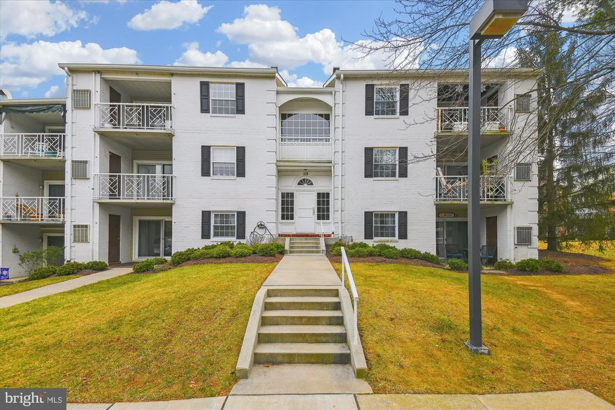 Excellent main level condo in Stapleton Court! Almost 1300 sq ft of beautiful living space in Mays Chapel area!  Beautiful hardwood flooring throughout living room, dining room, kitchen and hall! Take a look at the spacious  updated kitchen with stainless steel appliances, granite counters,  lots of cabinet space and mounted shelving for cooking convenience!  Generous Primary bedroom with walk-in and attached bath will fit a king size bed with ease!  Formal dining area, additional bedroom and laundry room are also to be noted.  Open House on Sunday!!!