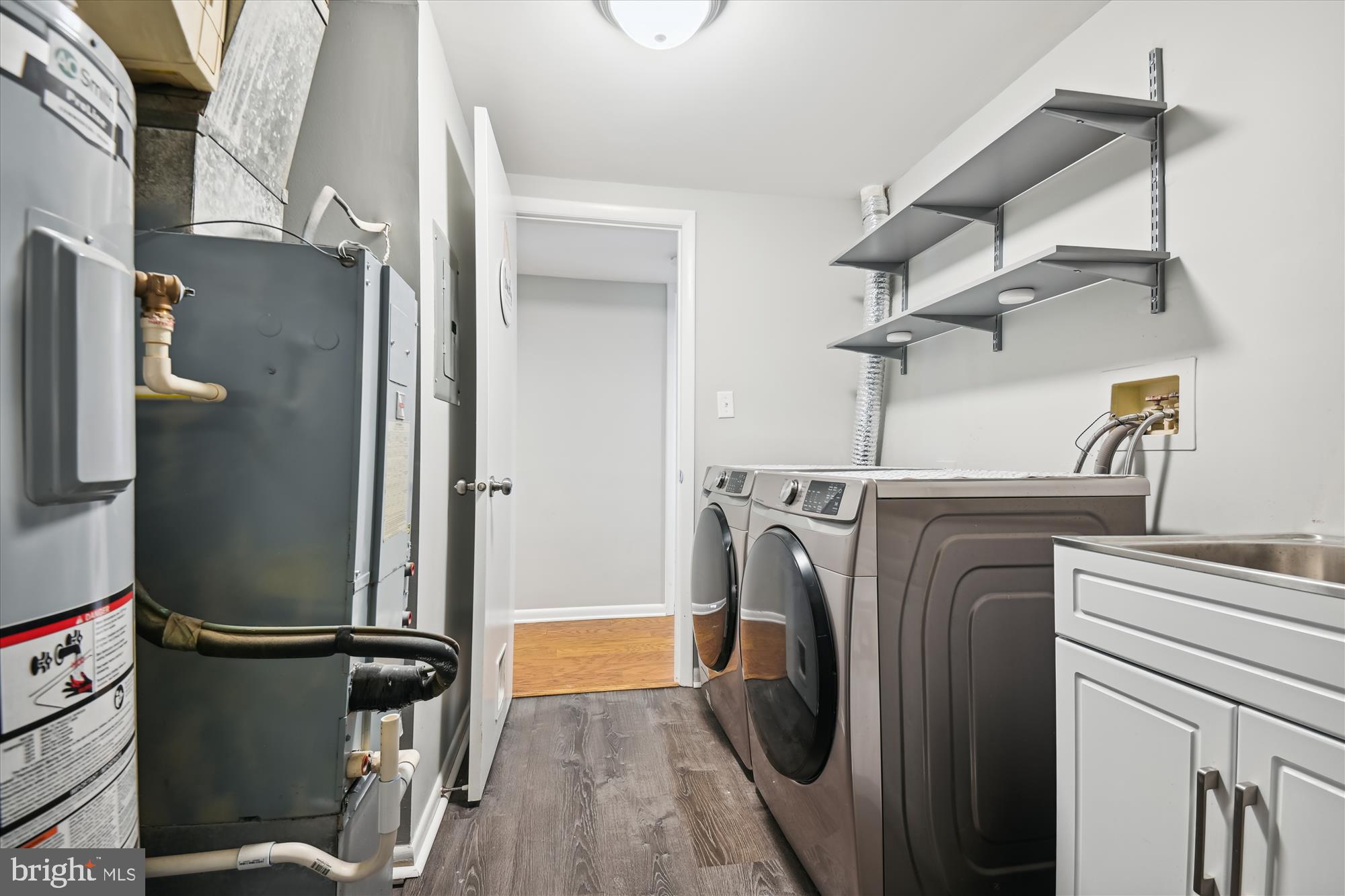 STAPLETON COURT GARDEN - Residential