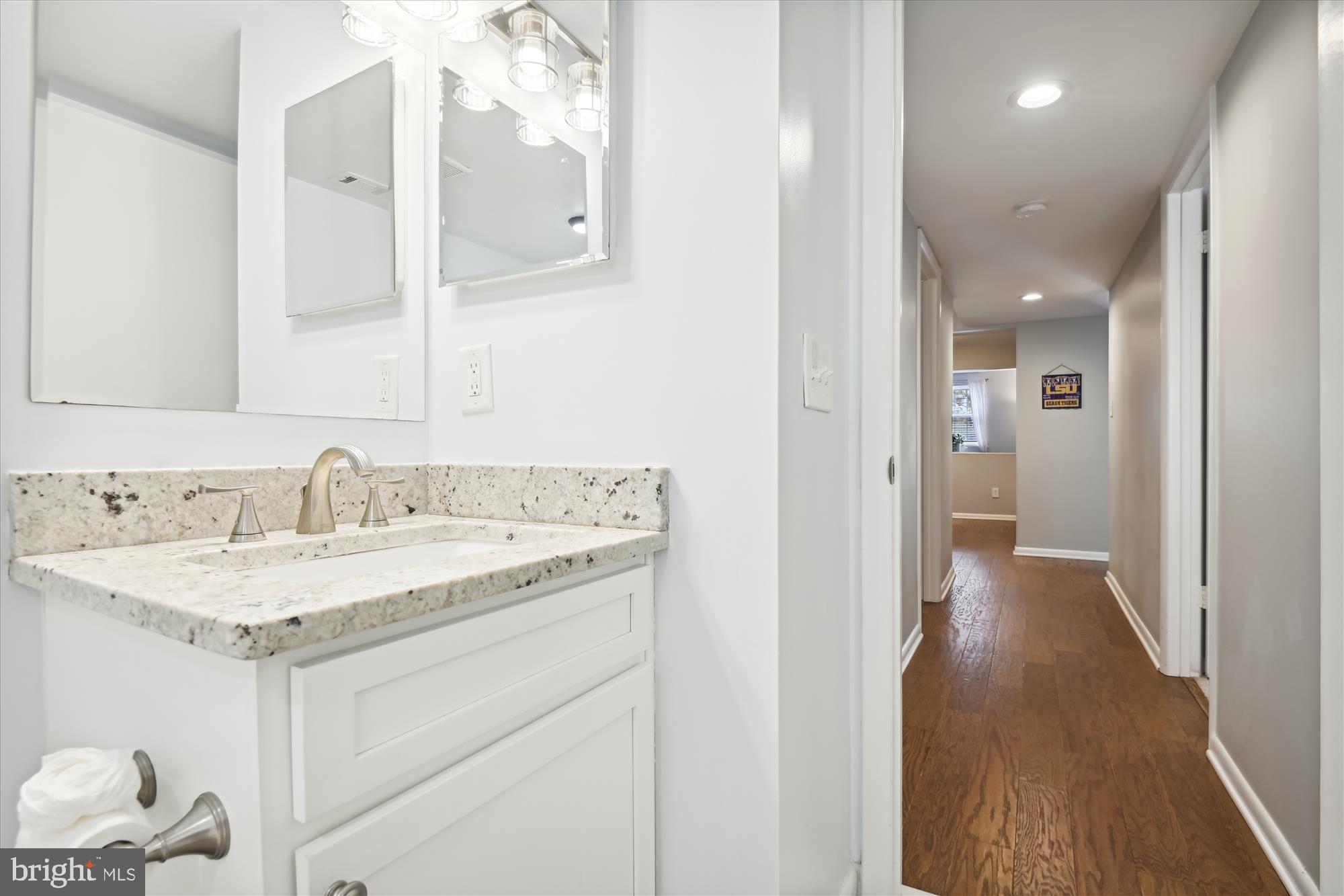 STAPLETON COURT GARDEN - Residential