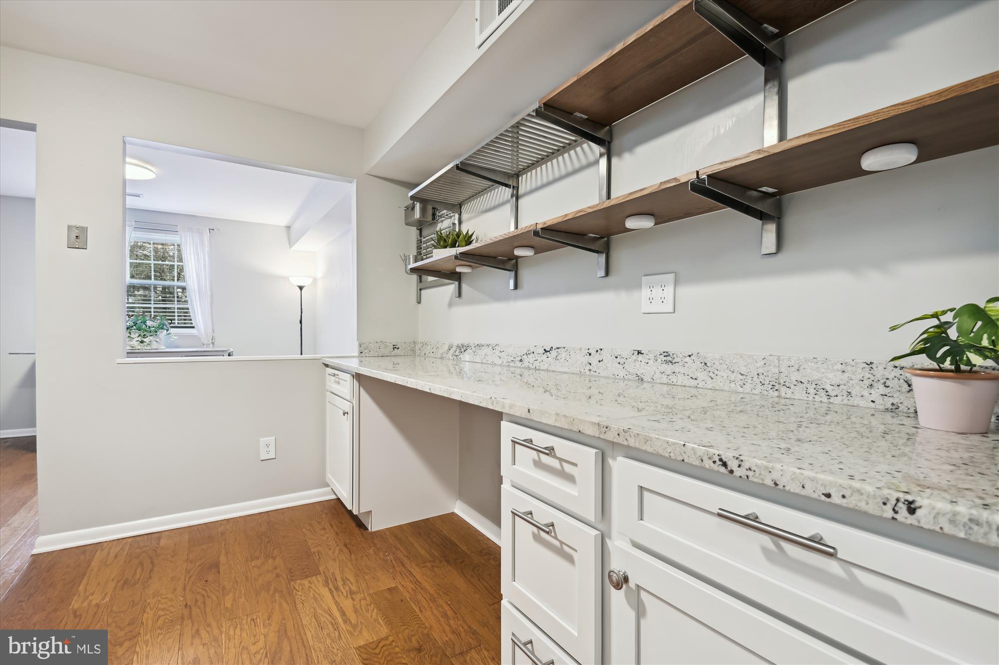 STAPLETON COURT GARDEN - Residential