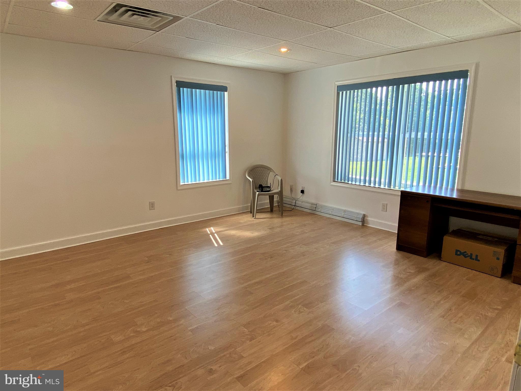 CREST VIEW ACRES - Residential