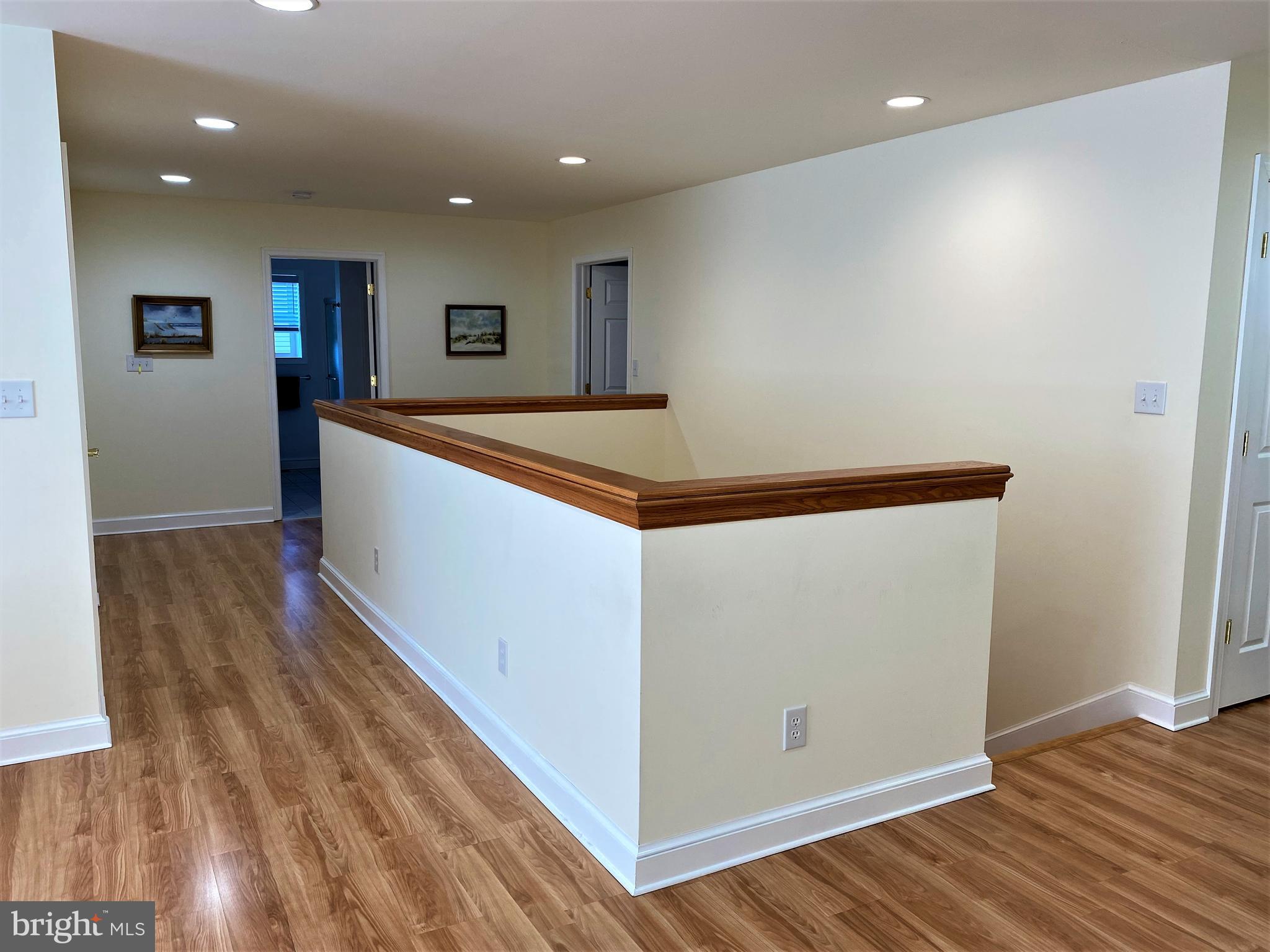 CREST VIEW ACRES - Residential