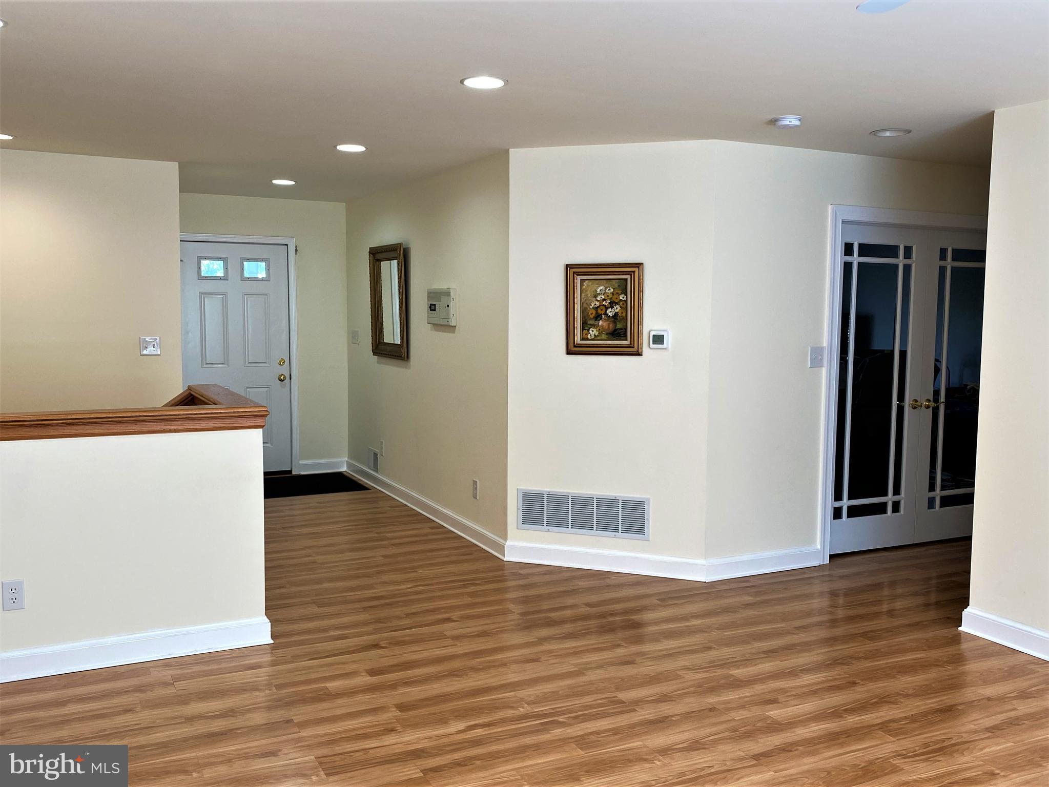 CREST VIEW ACRES - Residential