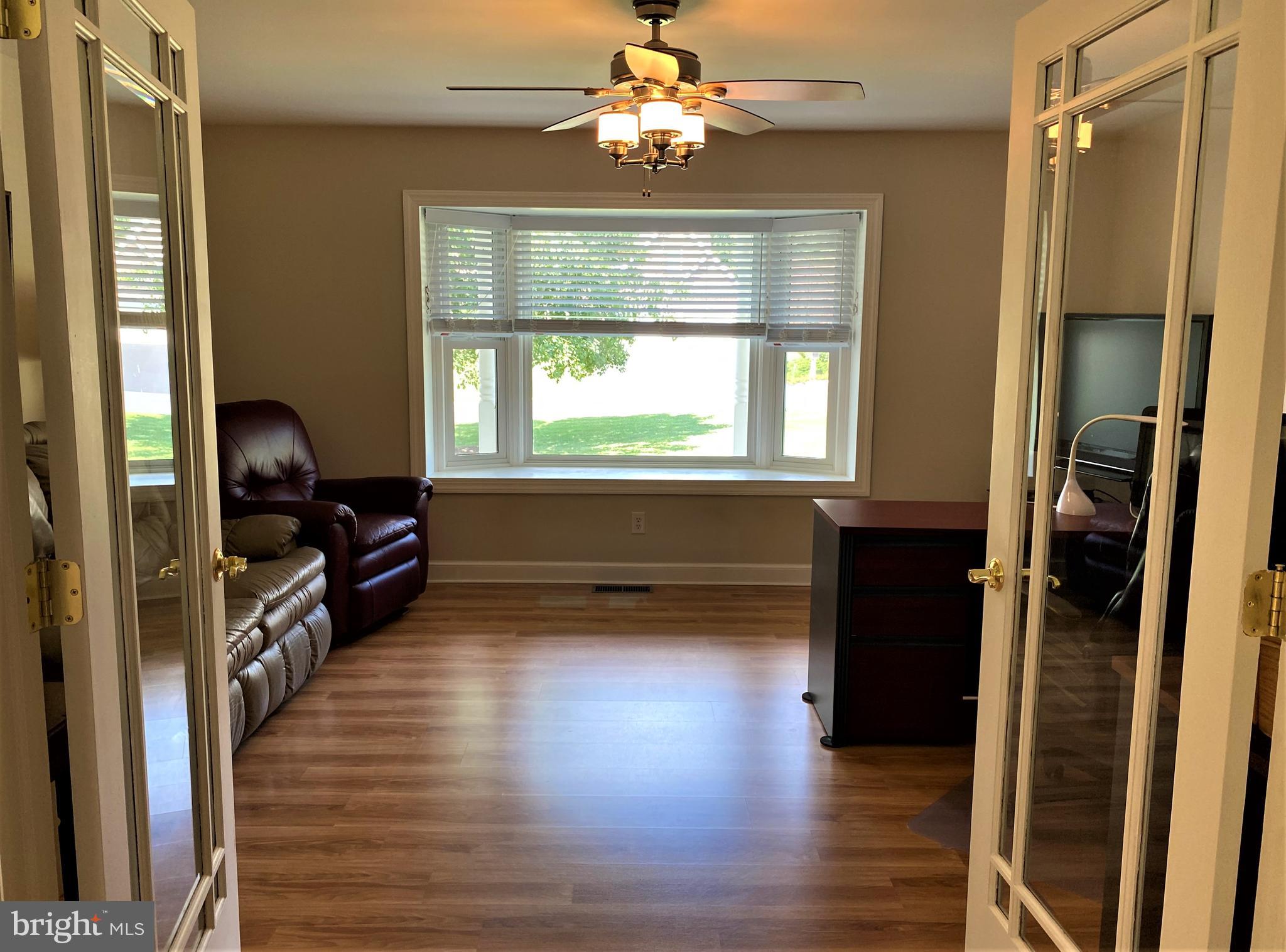 CREST VIEW ACRES - Residential