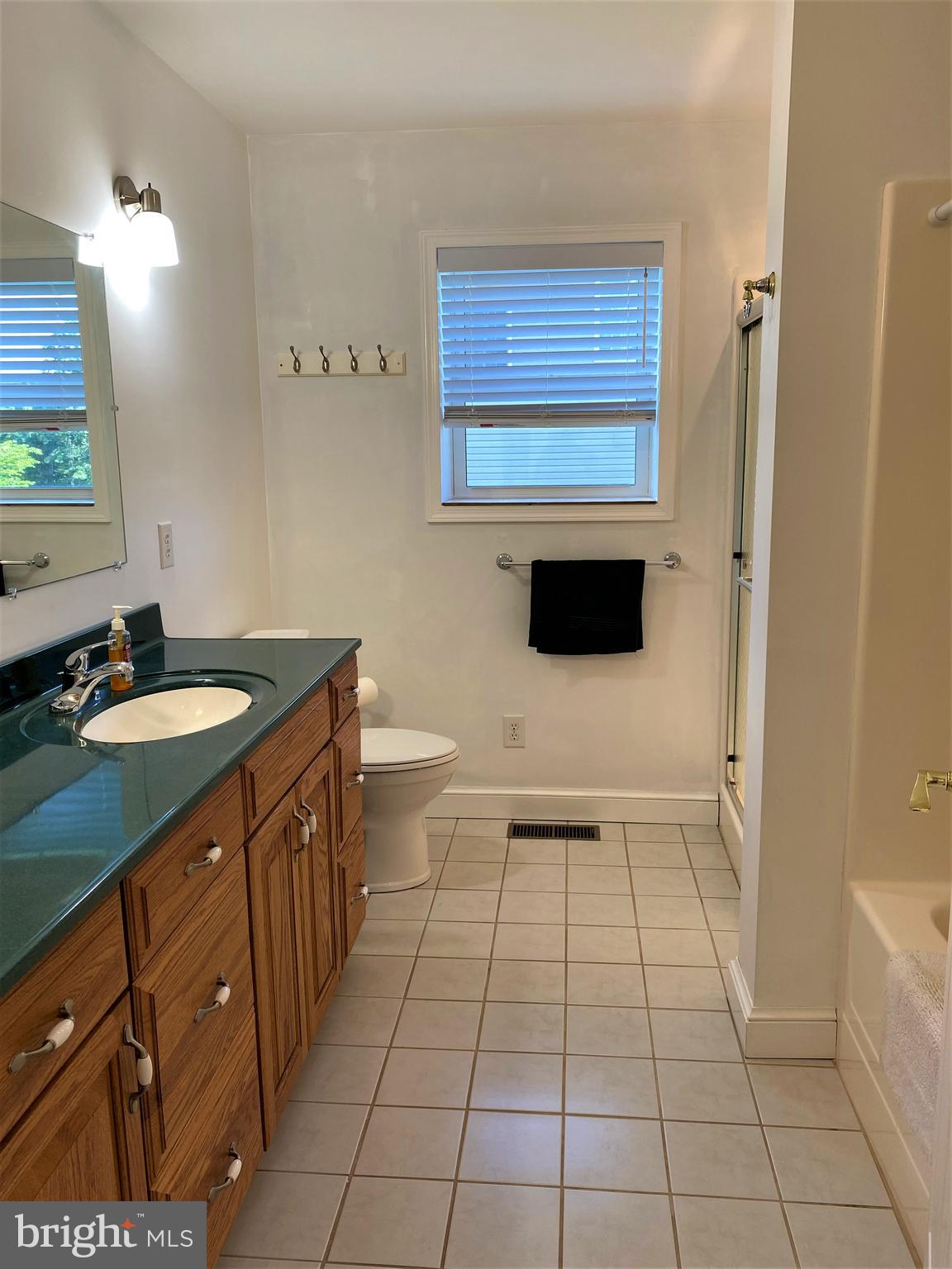 CREST VIEW ACRES - Residential