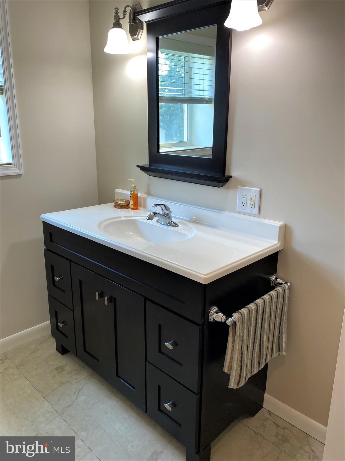 CREST VIEW ACRES - Residential