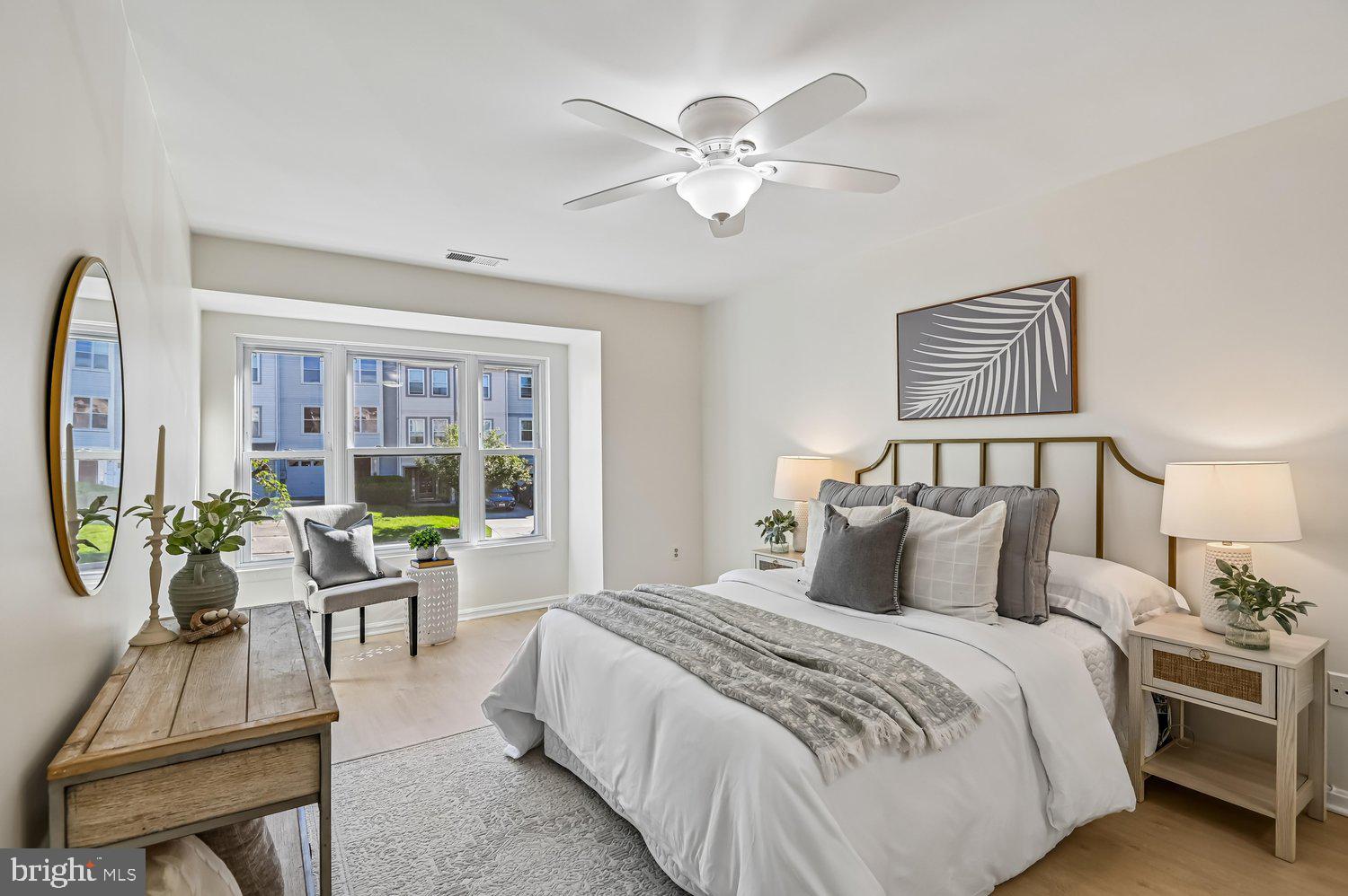 RIVERCHASE CONDOS - Residential
