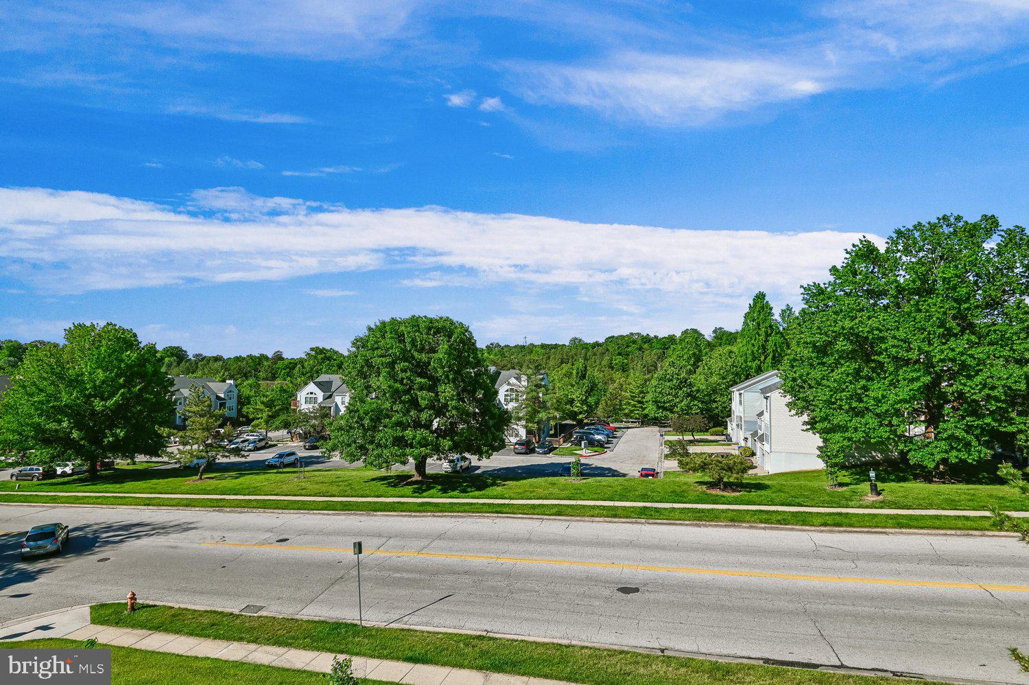 RIVERCHASE CONDOS - Residential