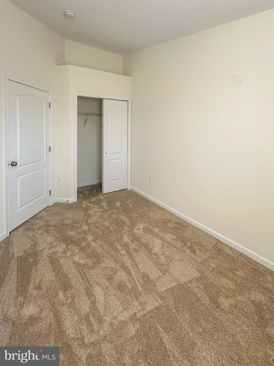 LOUDOUN VALLEY ESTATES 2 - Residential