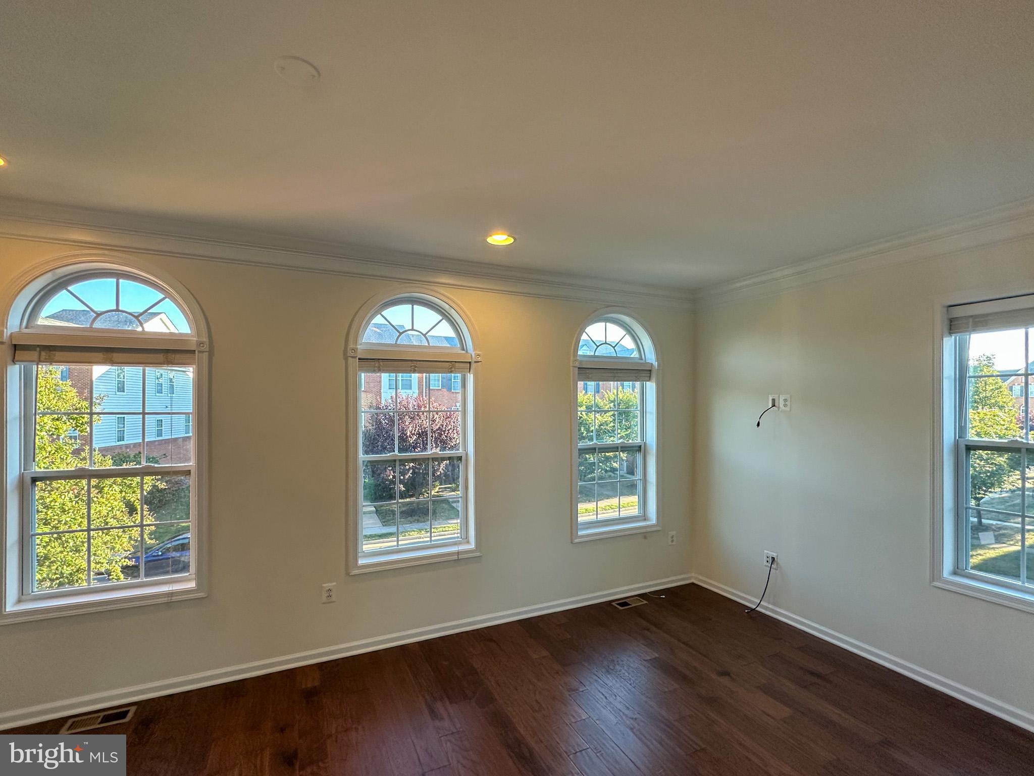 LOUDOUN VALLEY ESTATES 2 - Residential