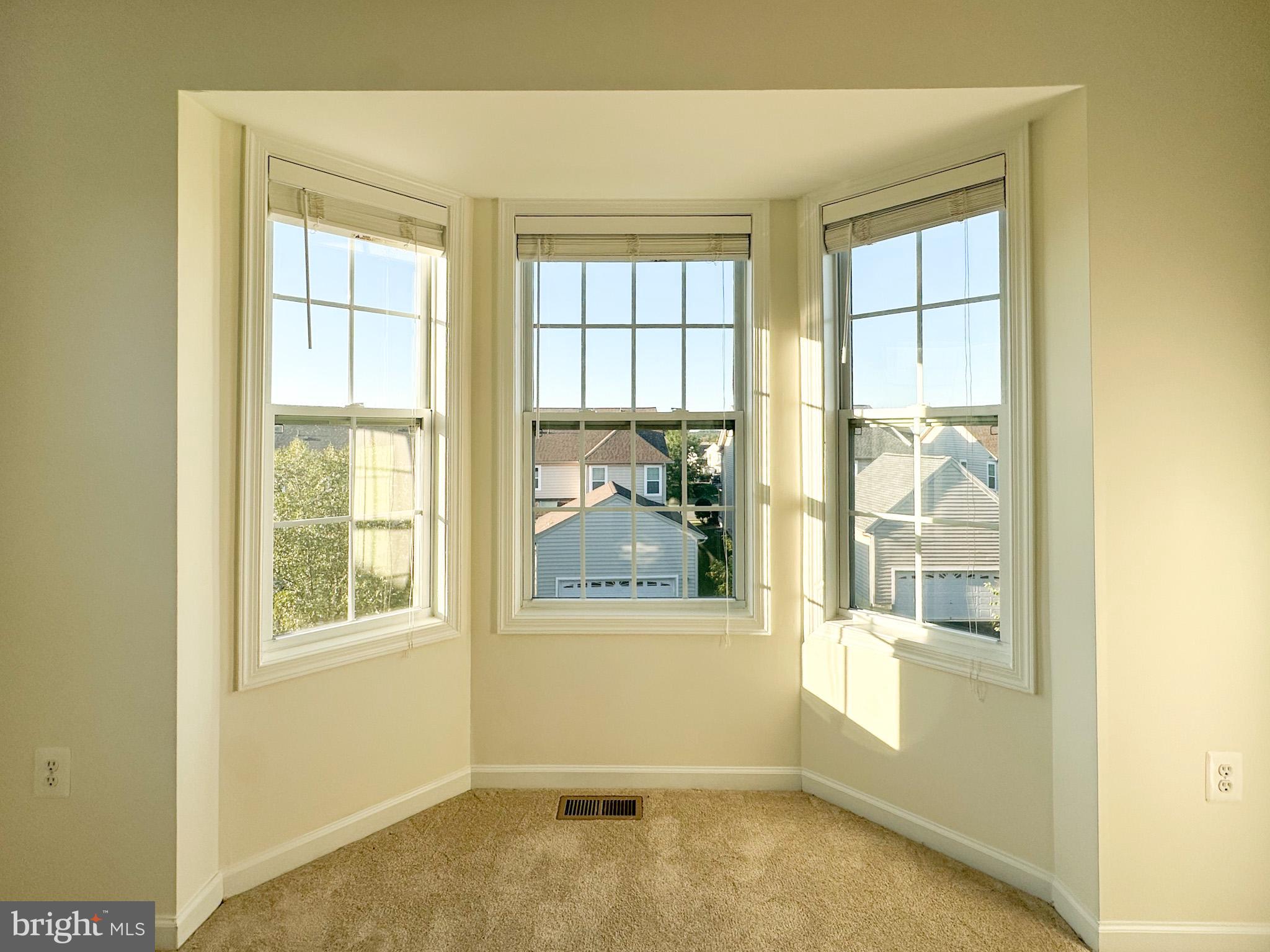 LOUDOUN VALLEY ESTATES 2 - Residential