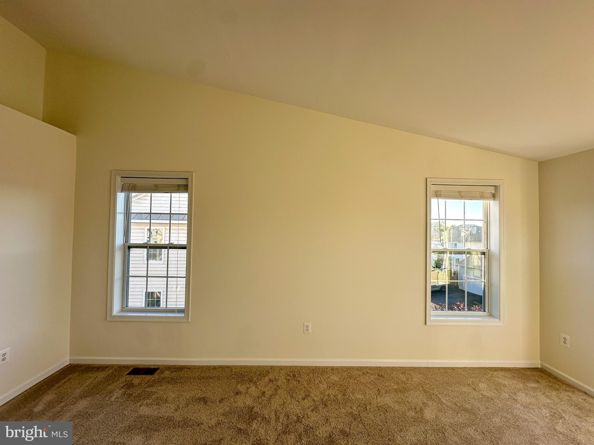 LOUDOUN VALLEY ESTATES 2 - Residential