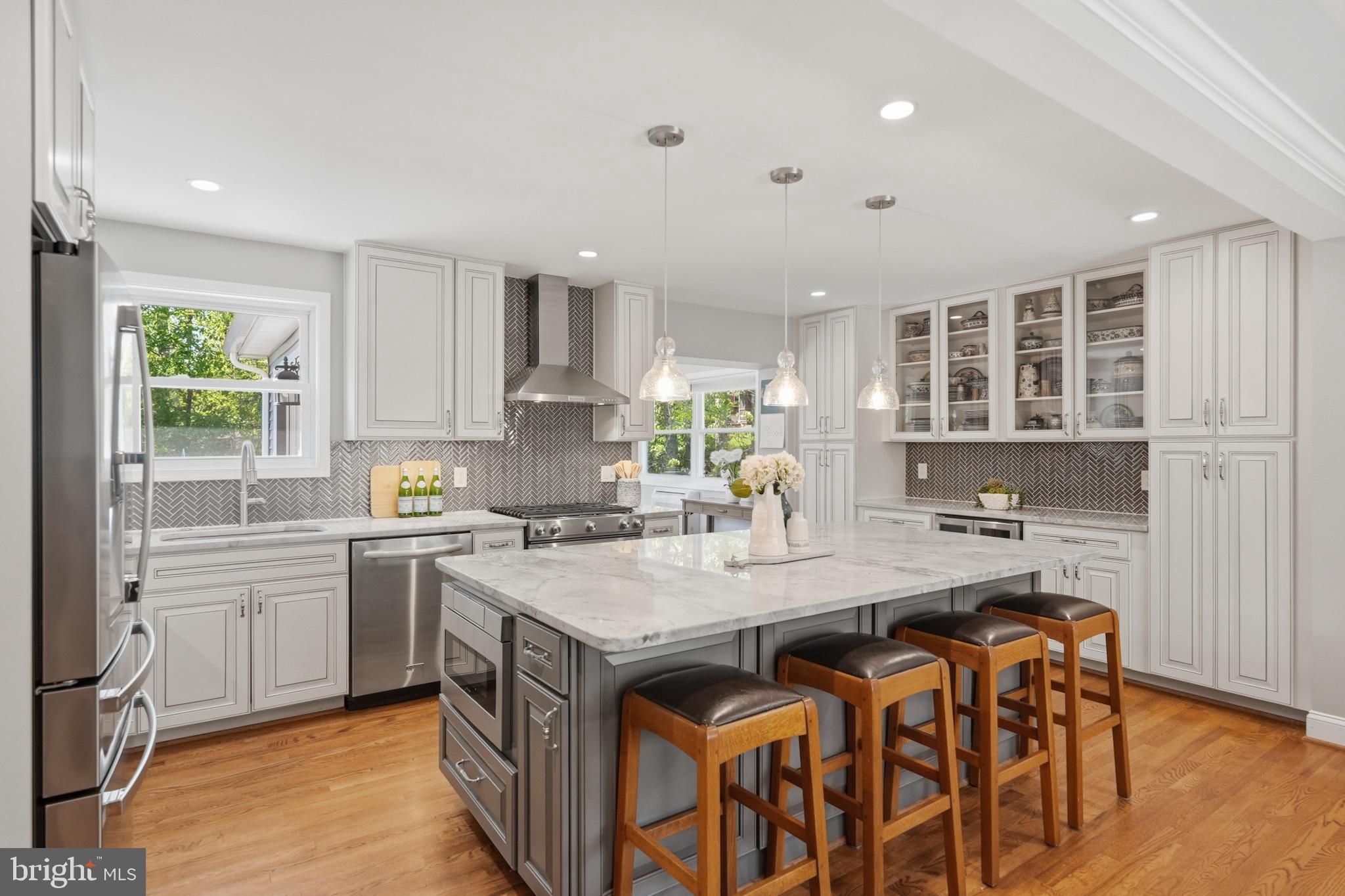 WEST SPRINGFIELD VILLAGE - Residential