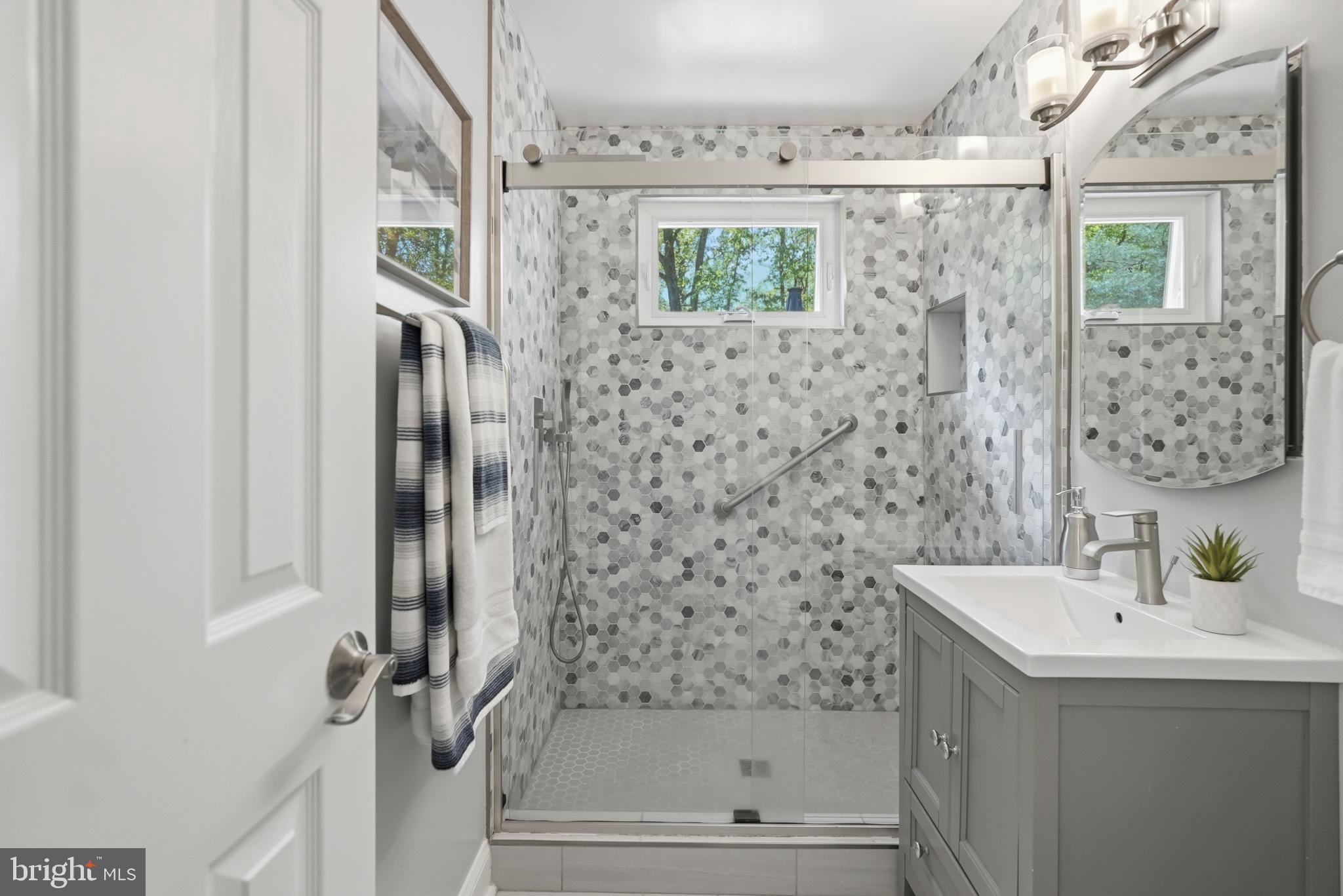 WEST SPRINGFIELD VILLAGE - Residential