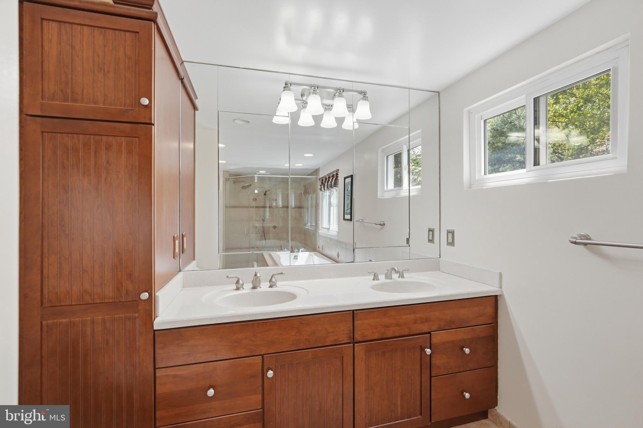 WEST SPRINGFIELD VILLAGE - Residential