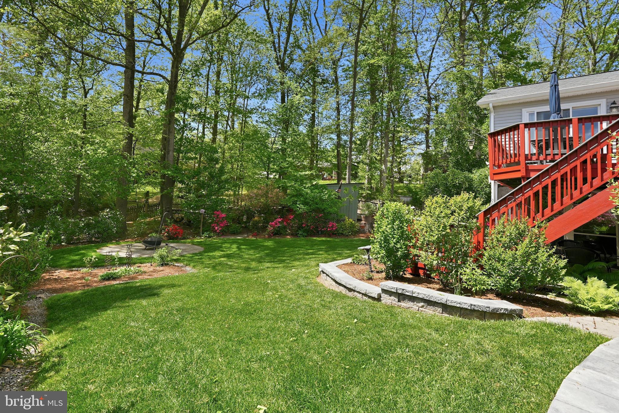 WEST SPRINGFIELD VILLAGE - Residential