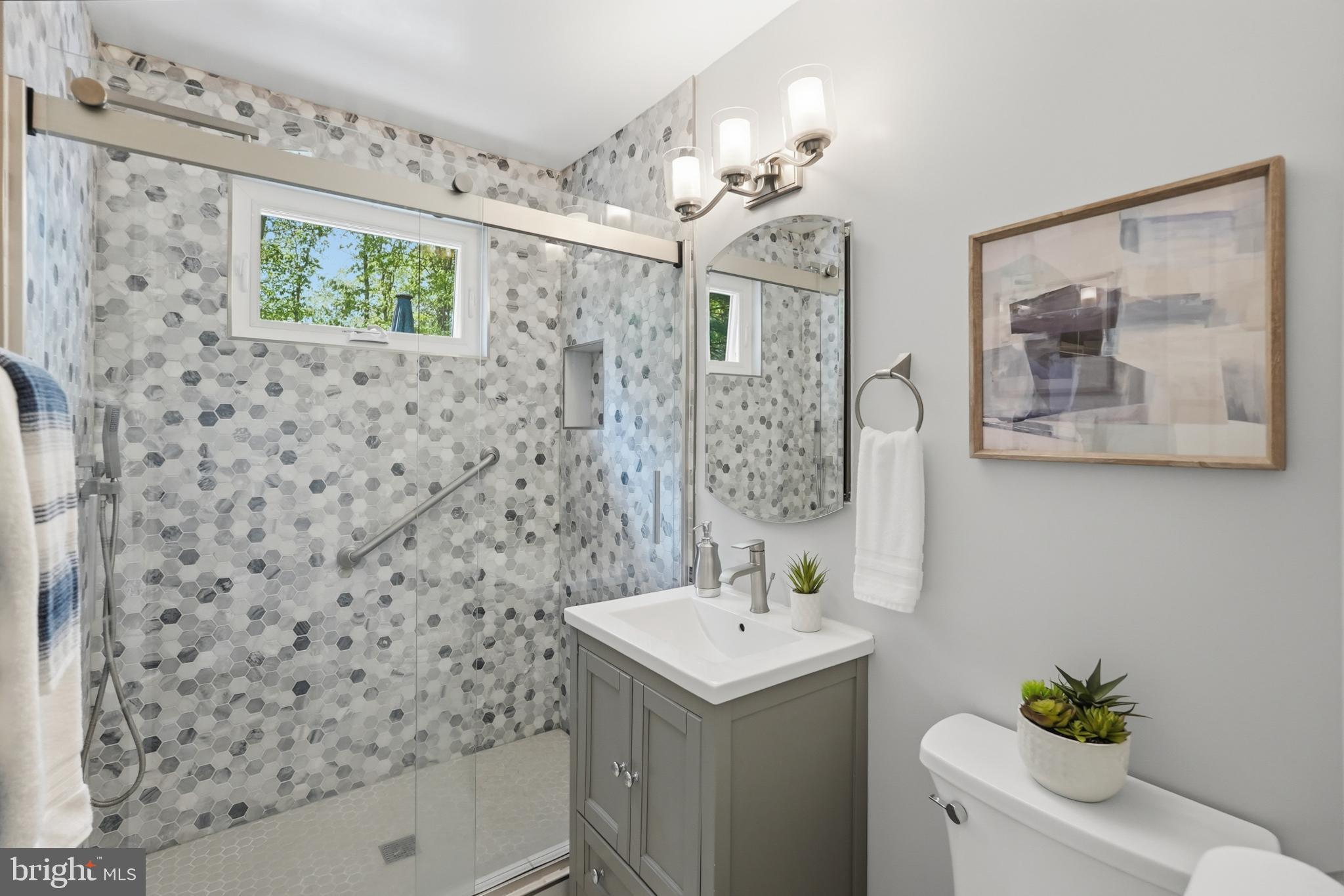 WEST SPRINGFIELD VILLAGE - Residential