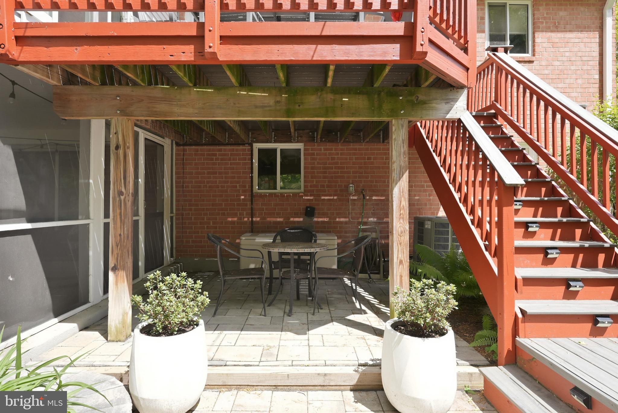 WEST SPRINGFIELD VILLAGE - Residential