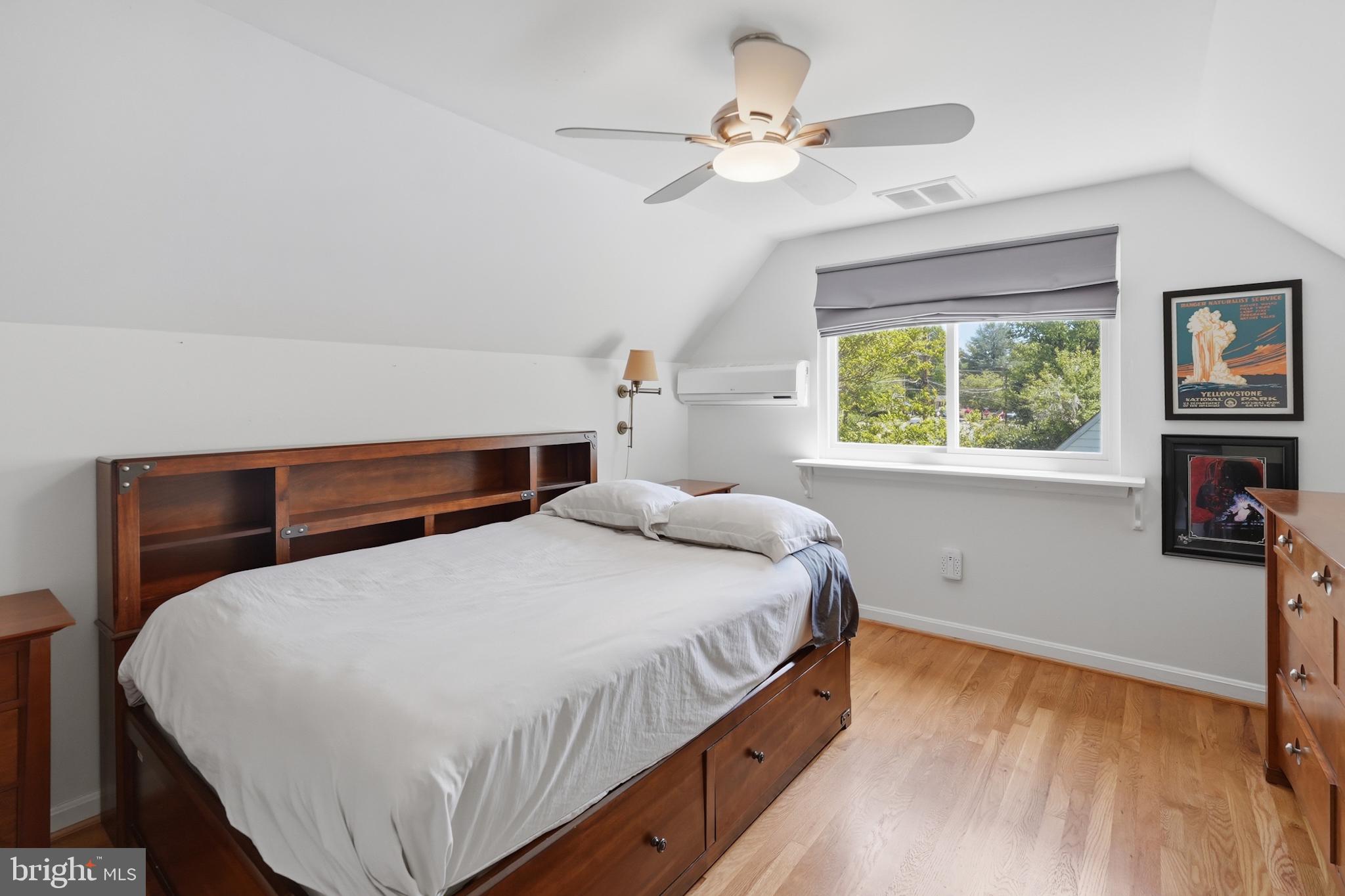 WEST SPRINGFIELD VILLAGE - Residential