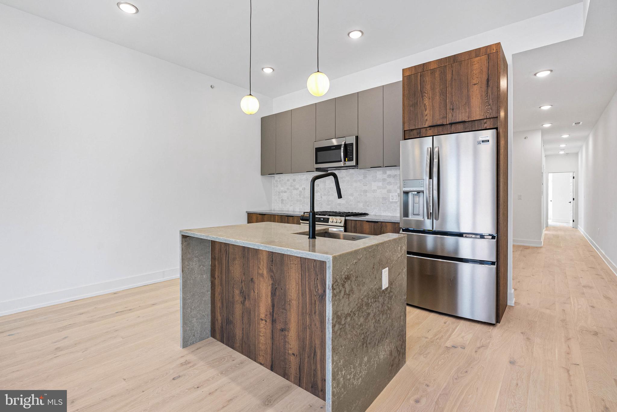 OLDE KENSINGTON - Residential