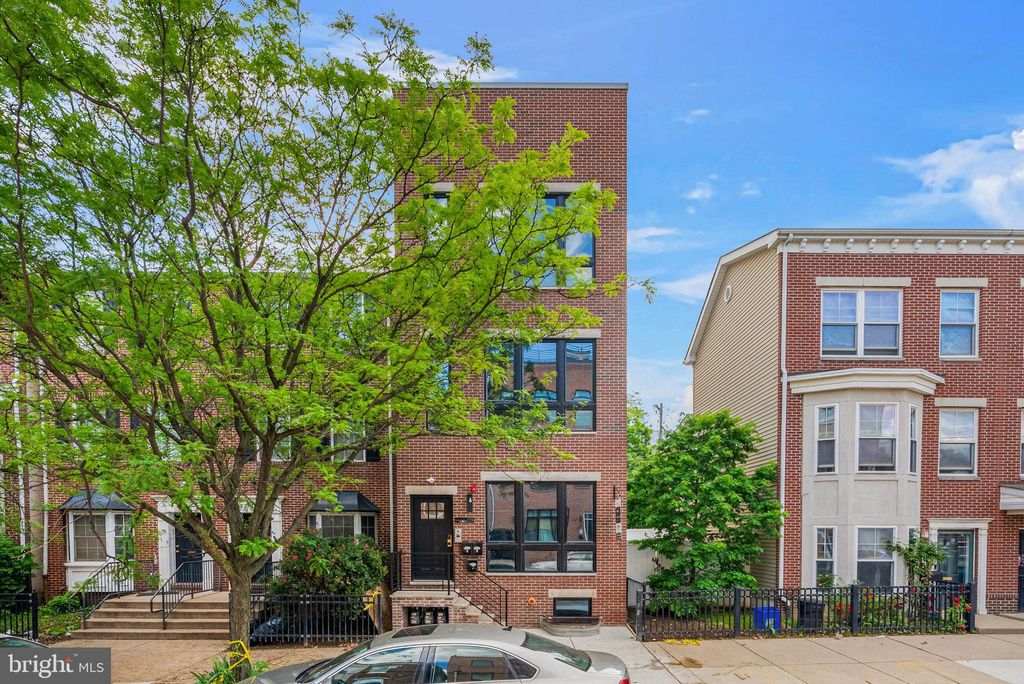 Photo of 1338 N Franklin Street #C, PHILADELPHIA, PA 19122 (MLS # PAPH2533626)