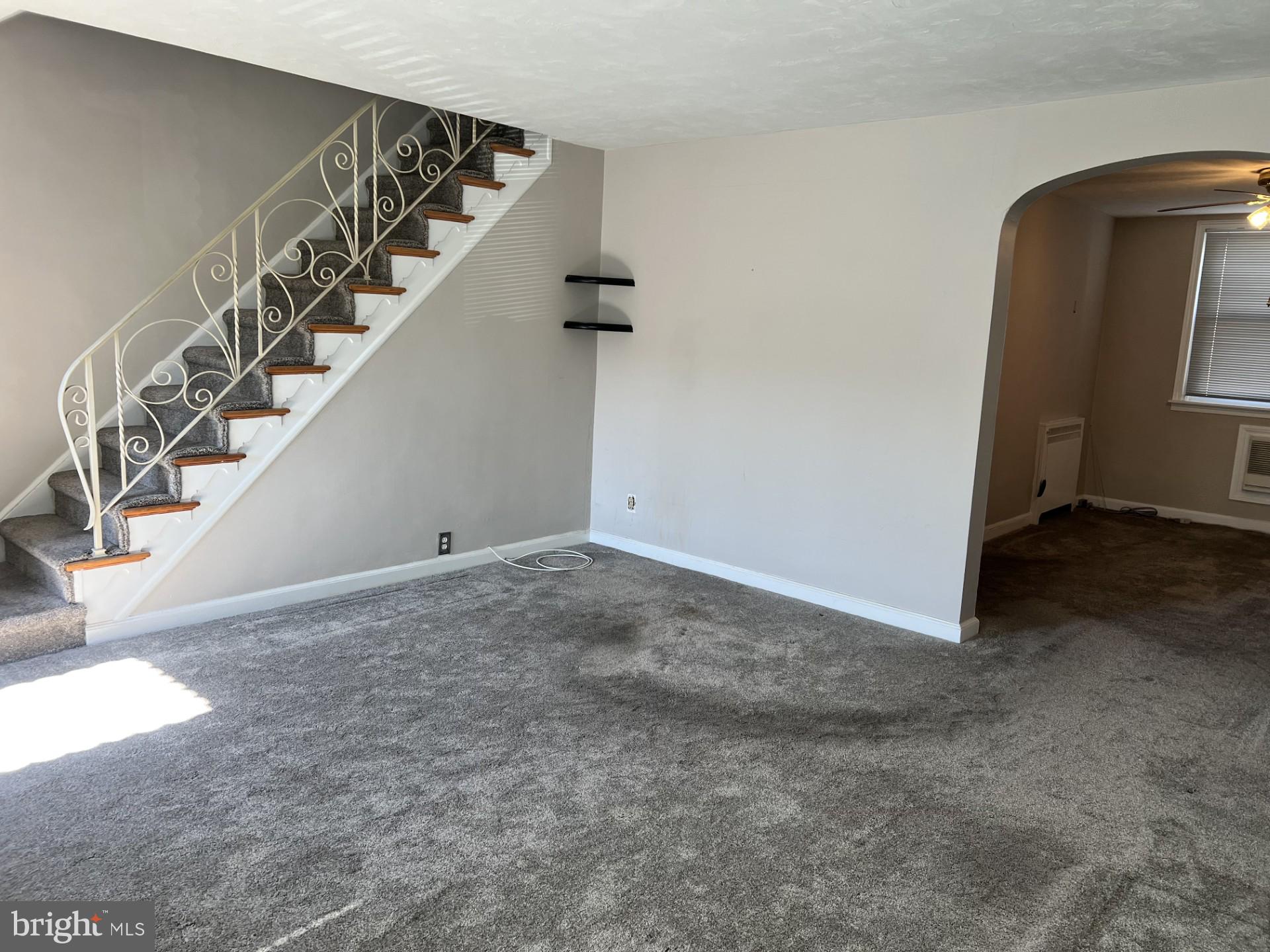 4427 TEESDALE STREET