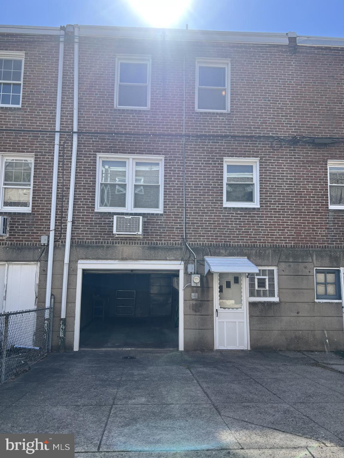 MAYFAIR - Residential