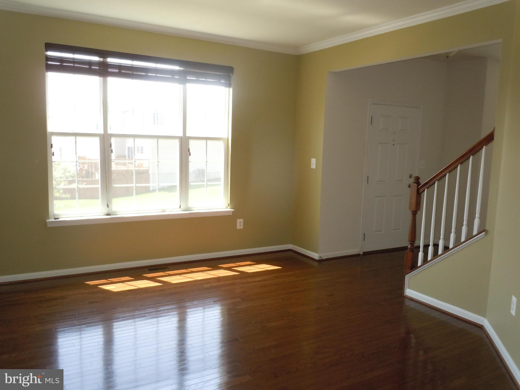 EAGLES POINTE - Residential