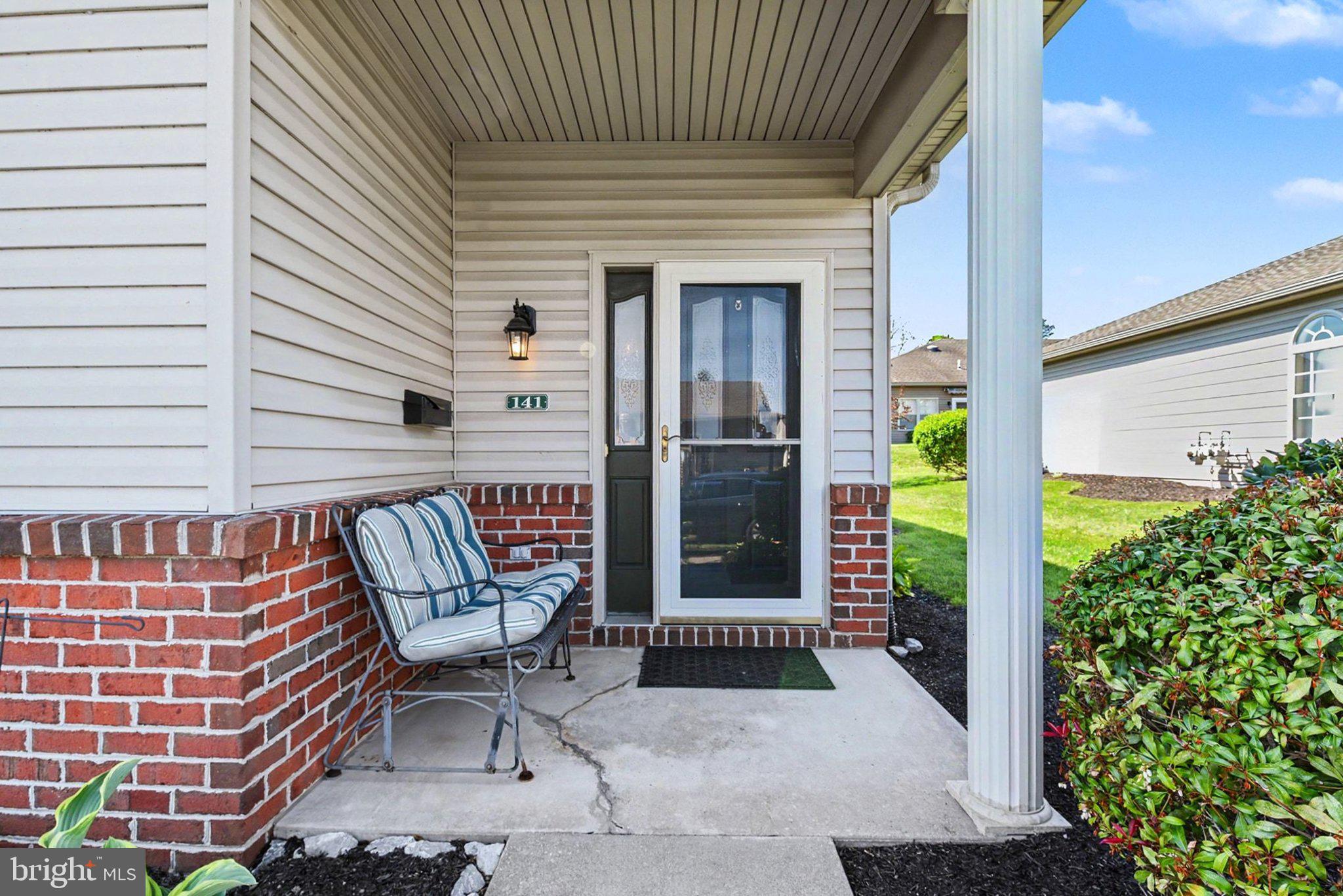 141 LEONARD LANE