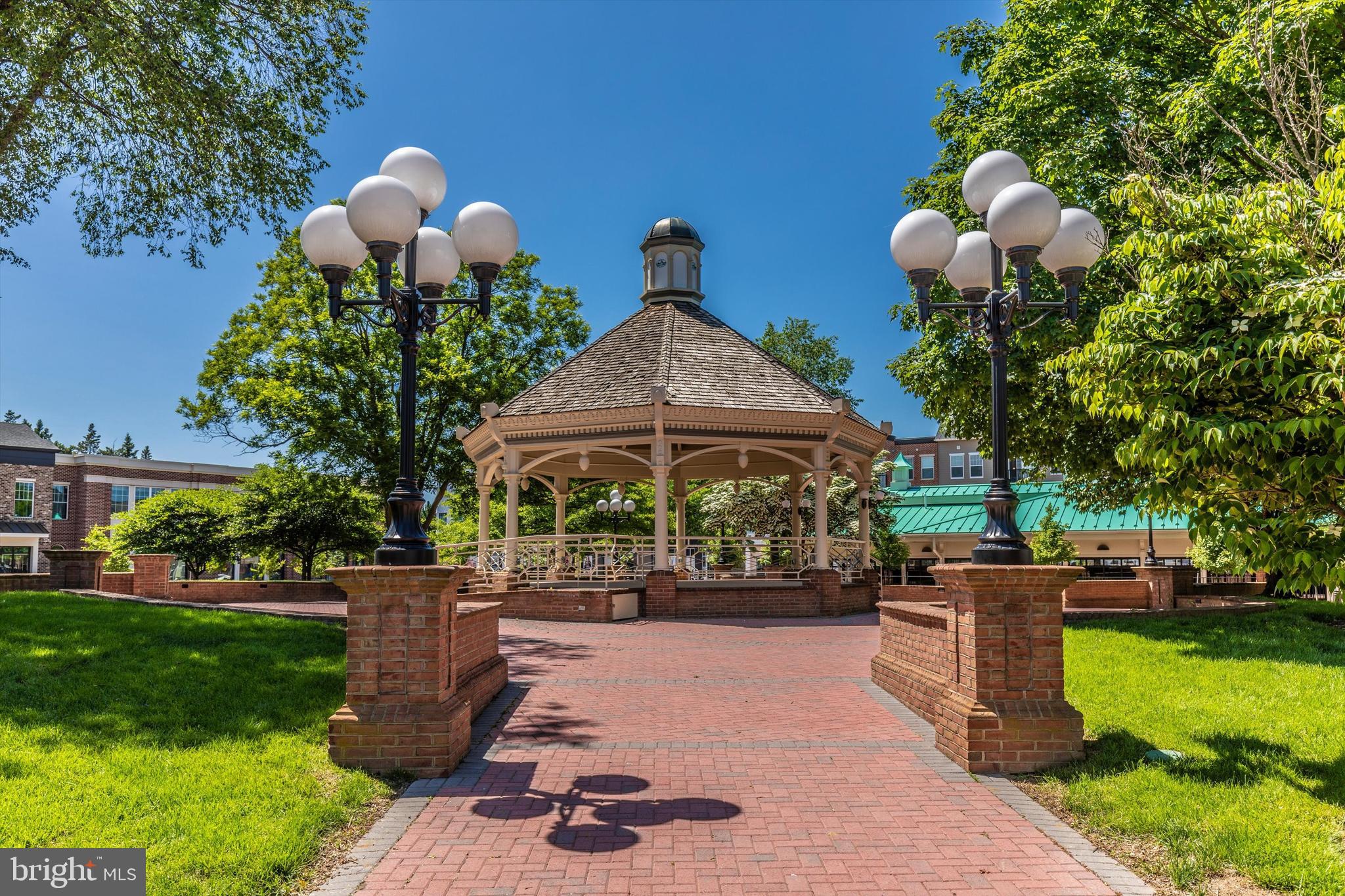 WORMANS MILL - Residential