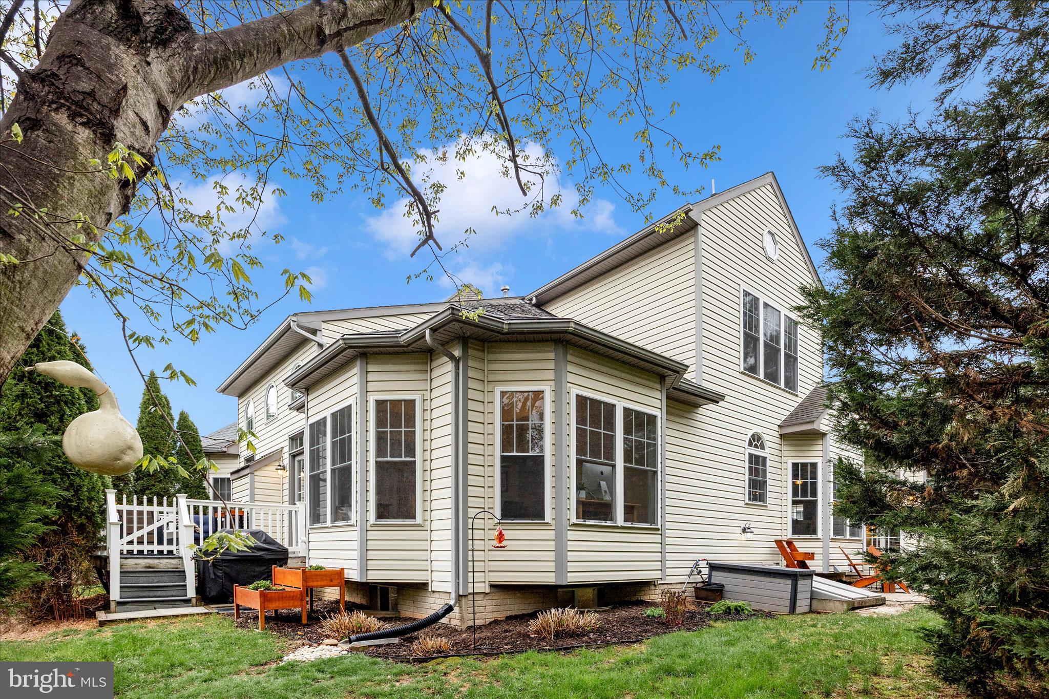 WORMANS MILL - Residential