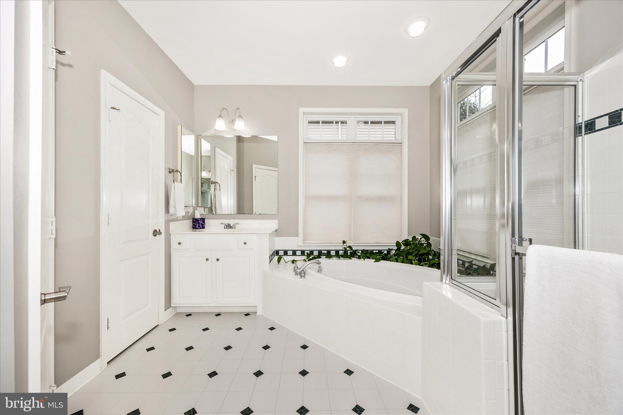 WORMANS MILL - Residential