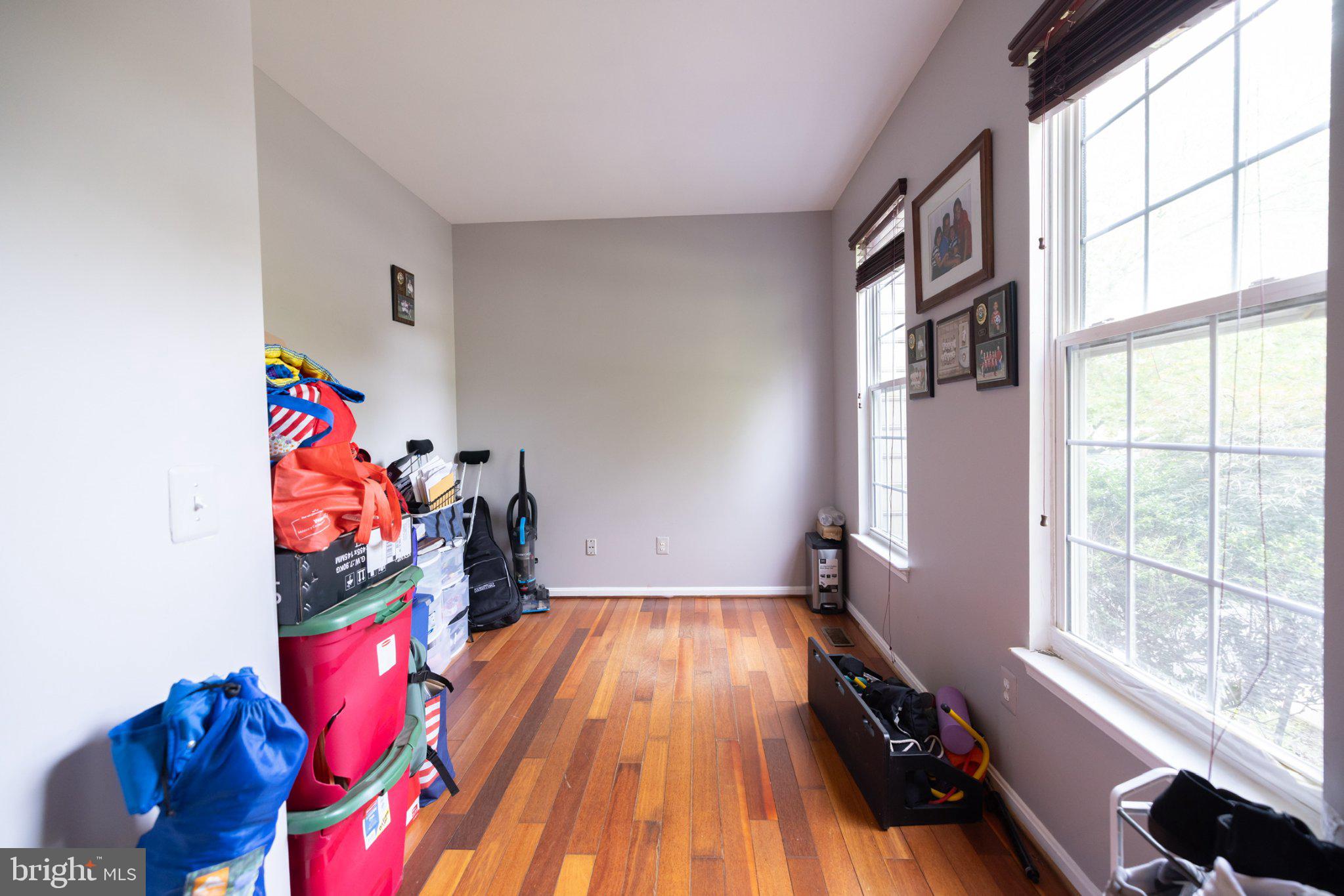 308 WHITEHORSE COURT SW