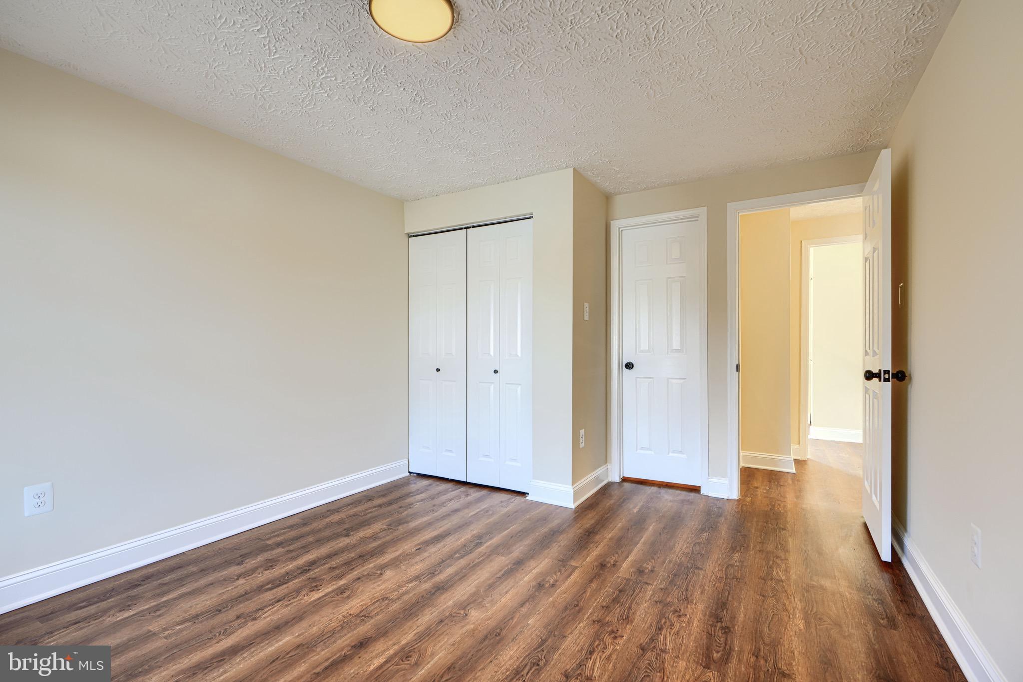 CARROLLWOOD MANOR - Residential