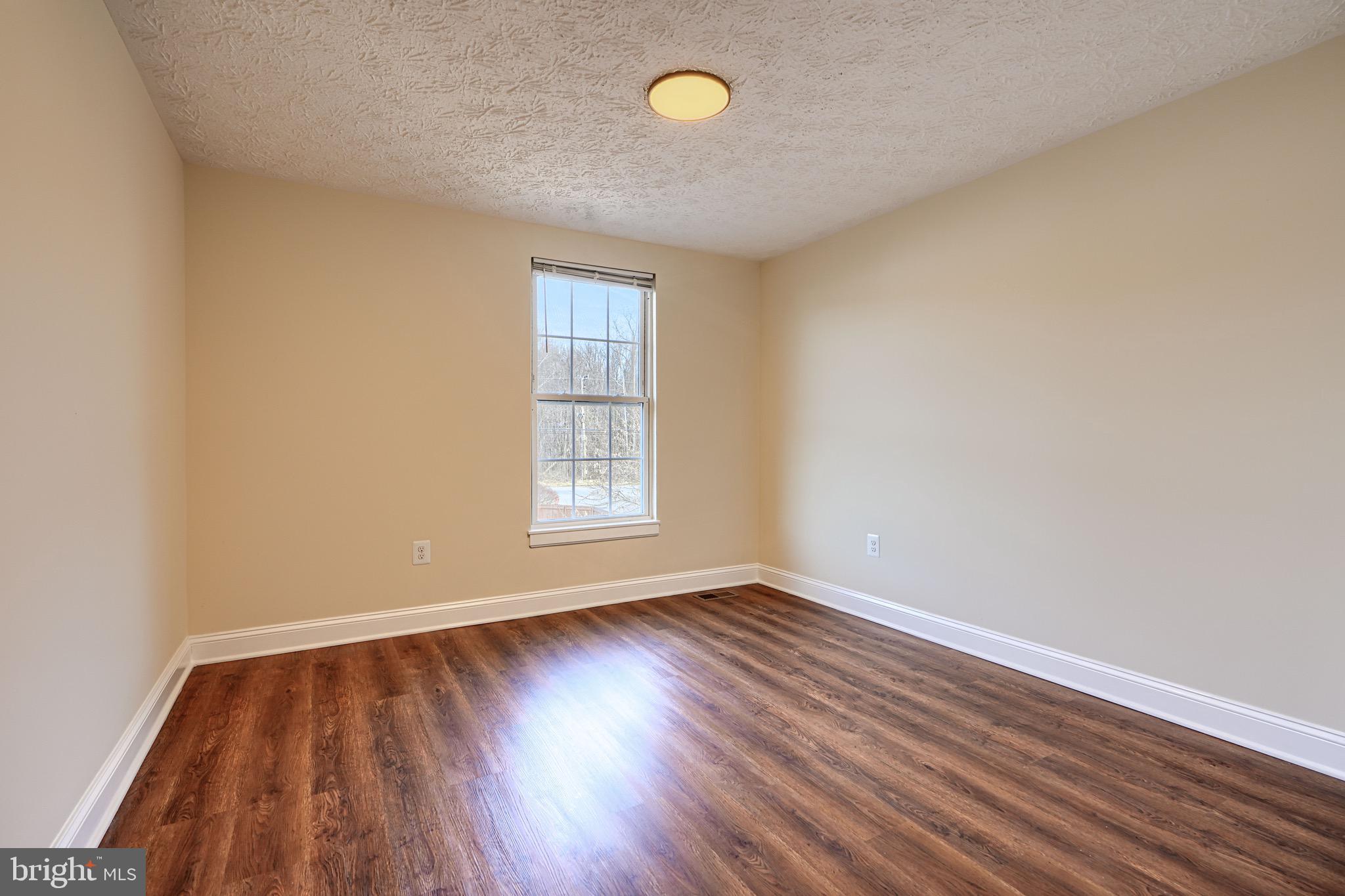 CARROLLWOOD MANOR - Residential