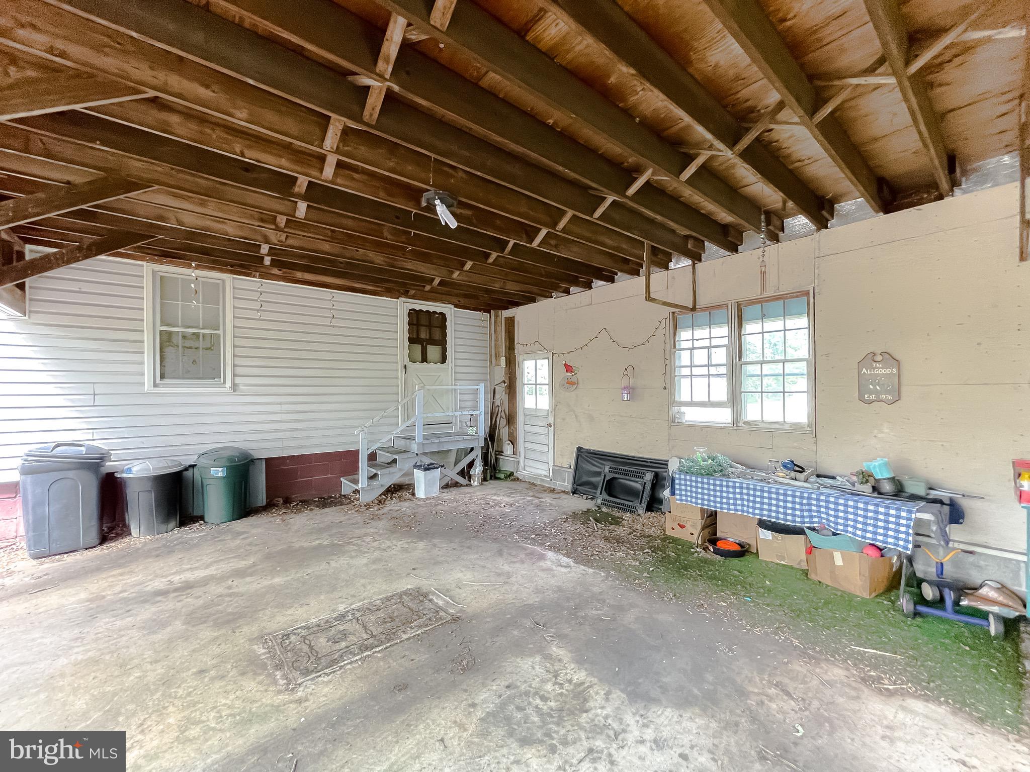 WARING - Residential