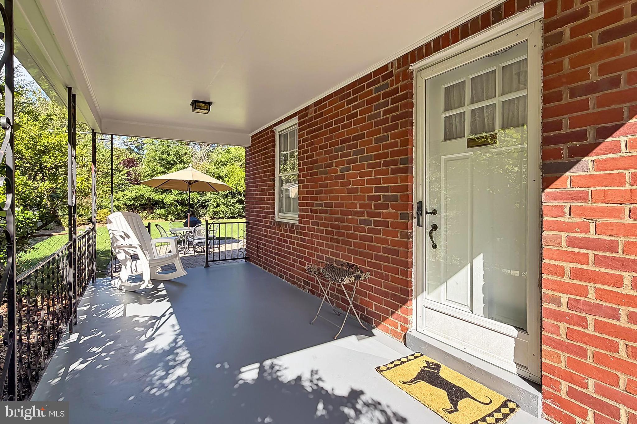 214 N GRANADA STREET